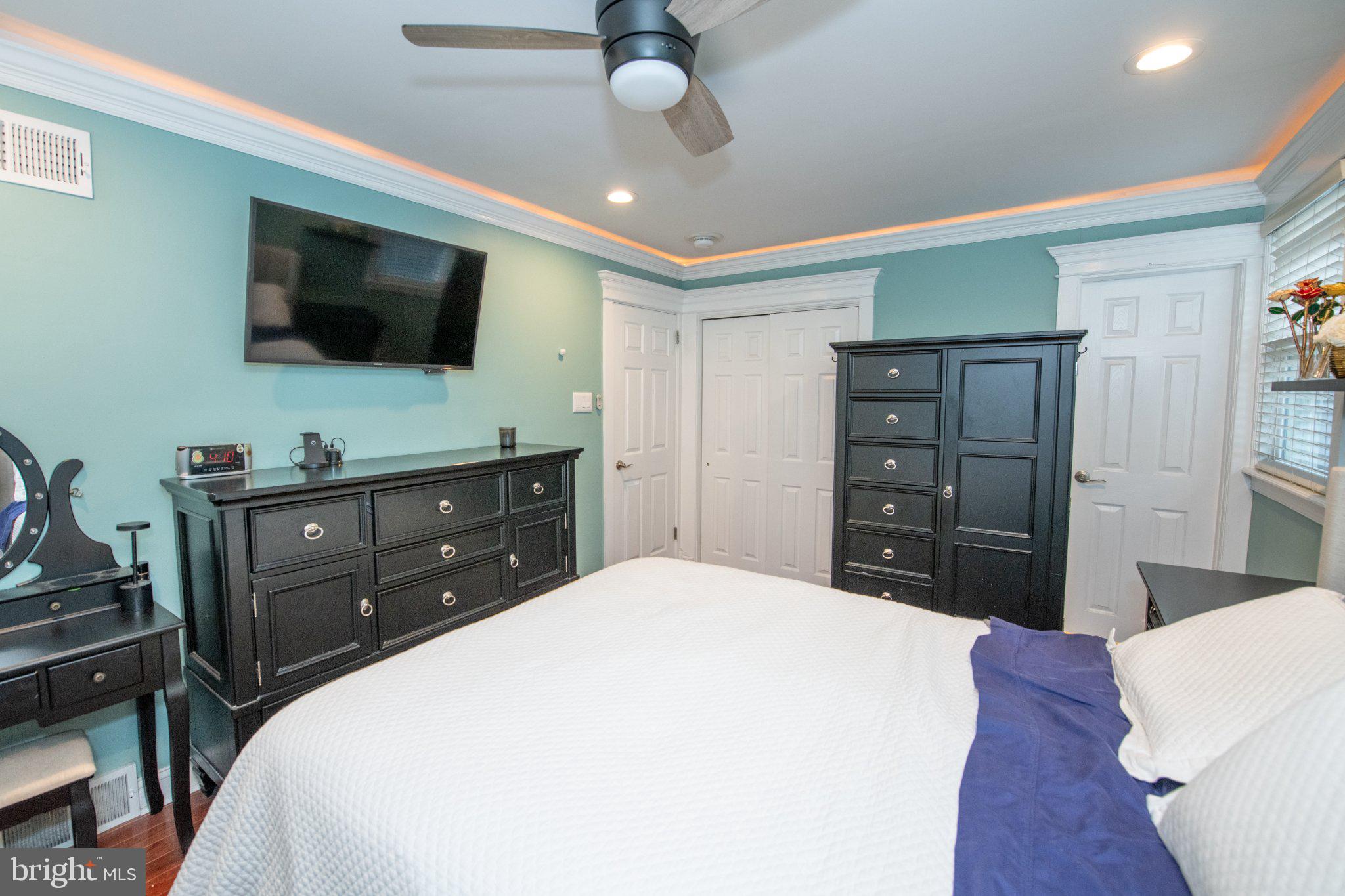 BELLS CORNER - Residential