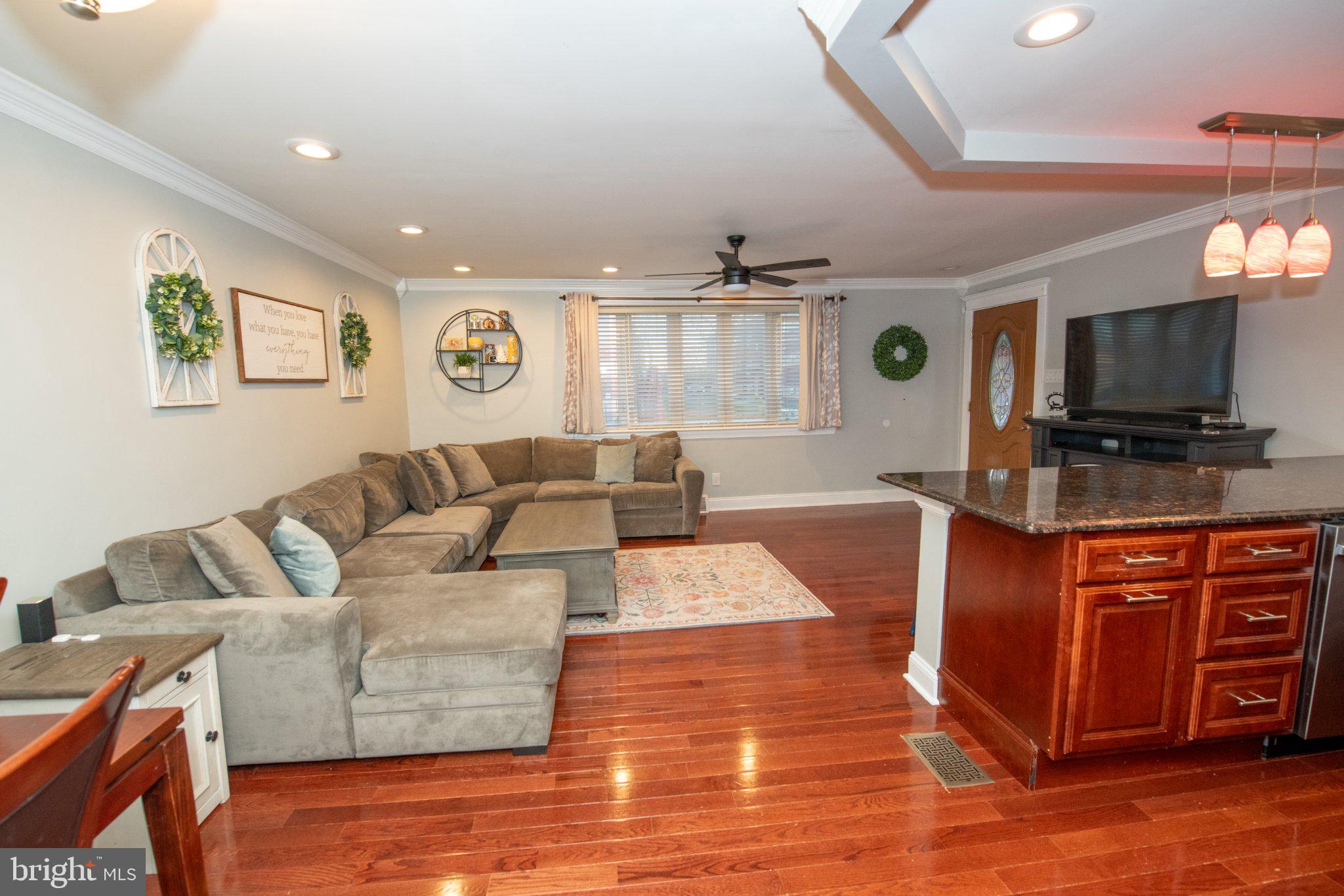 BELLS CORNER - Residential