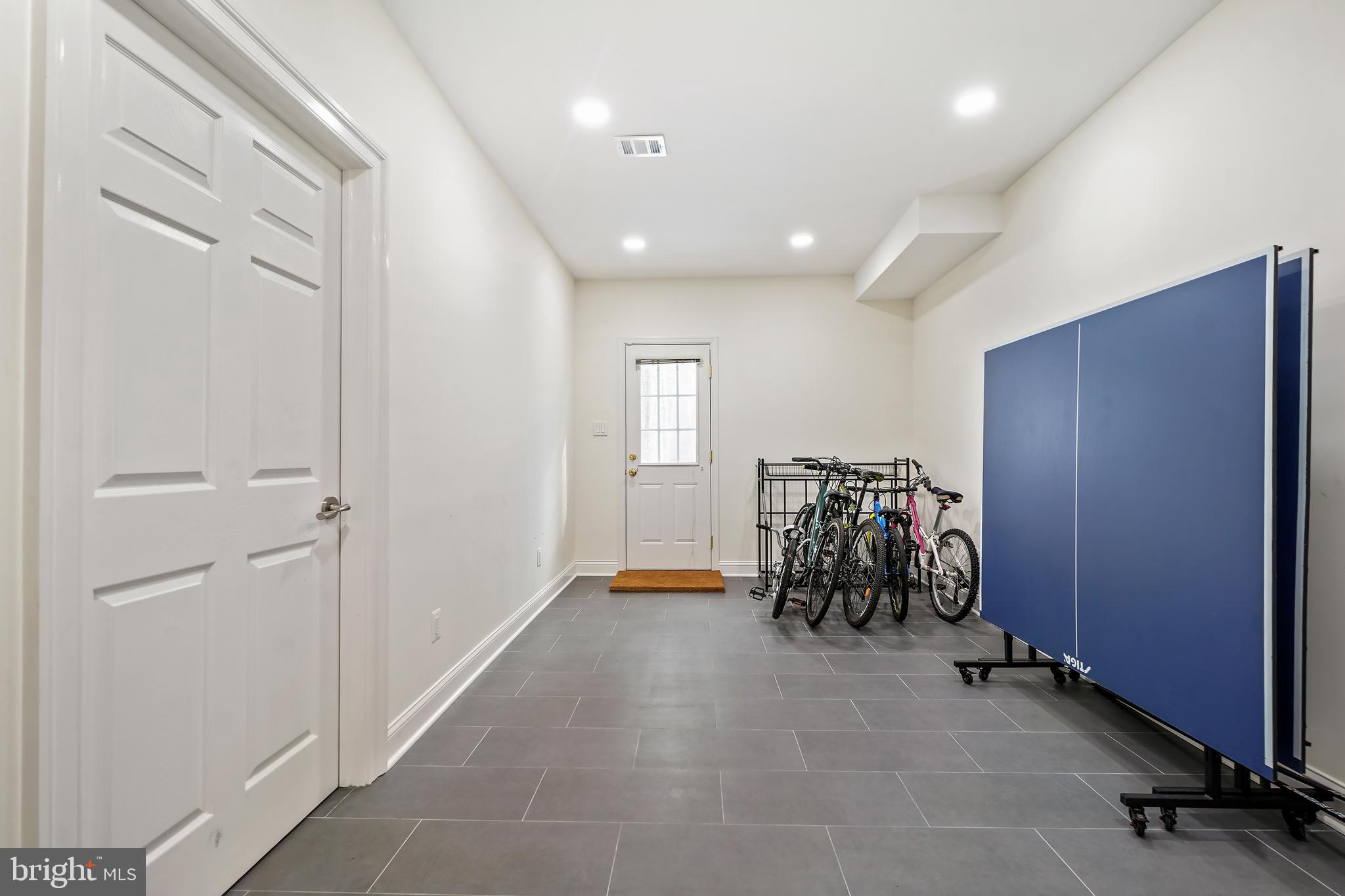 AVENEL - Residential