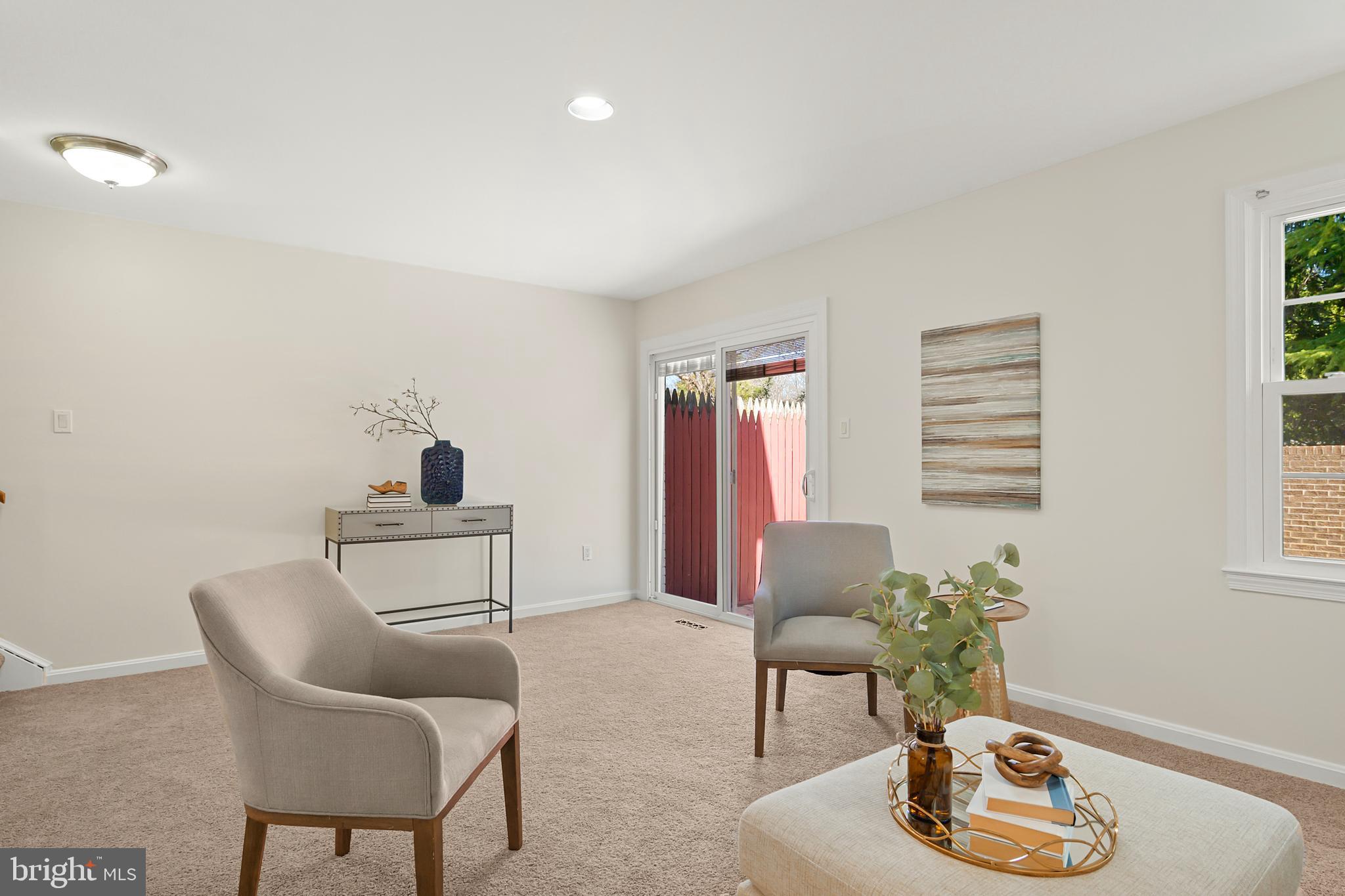 PINECREST HEIGHTS - Residential