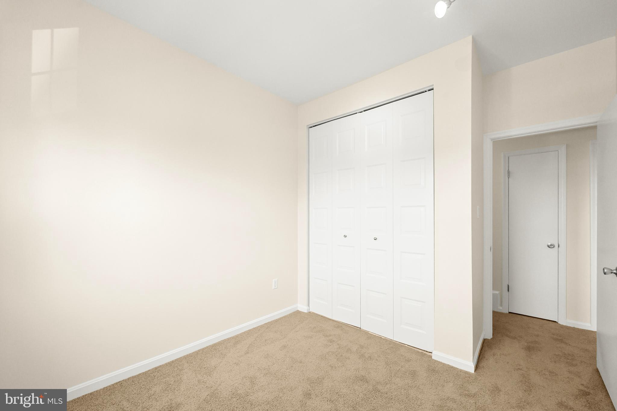 PINECREST HEIGHTS - Residential