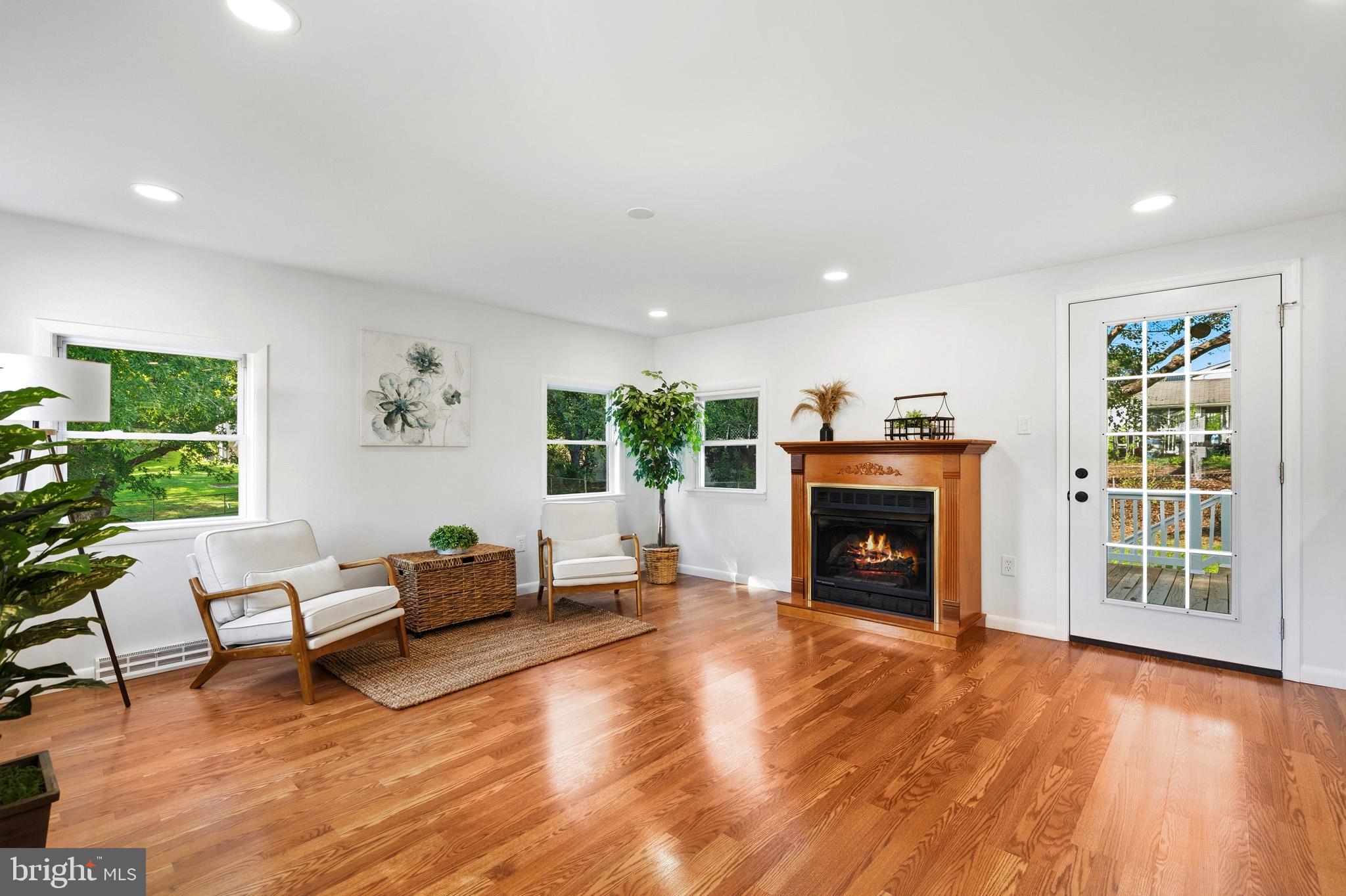 CAVALIER COUNTRY - Residential