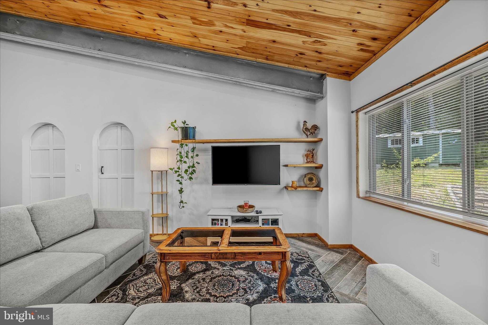 HAPPY VALLEY RETREAT - Residential
