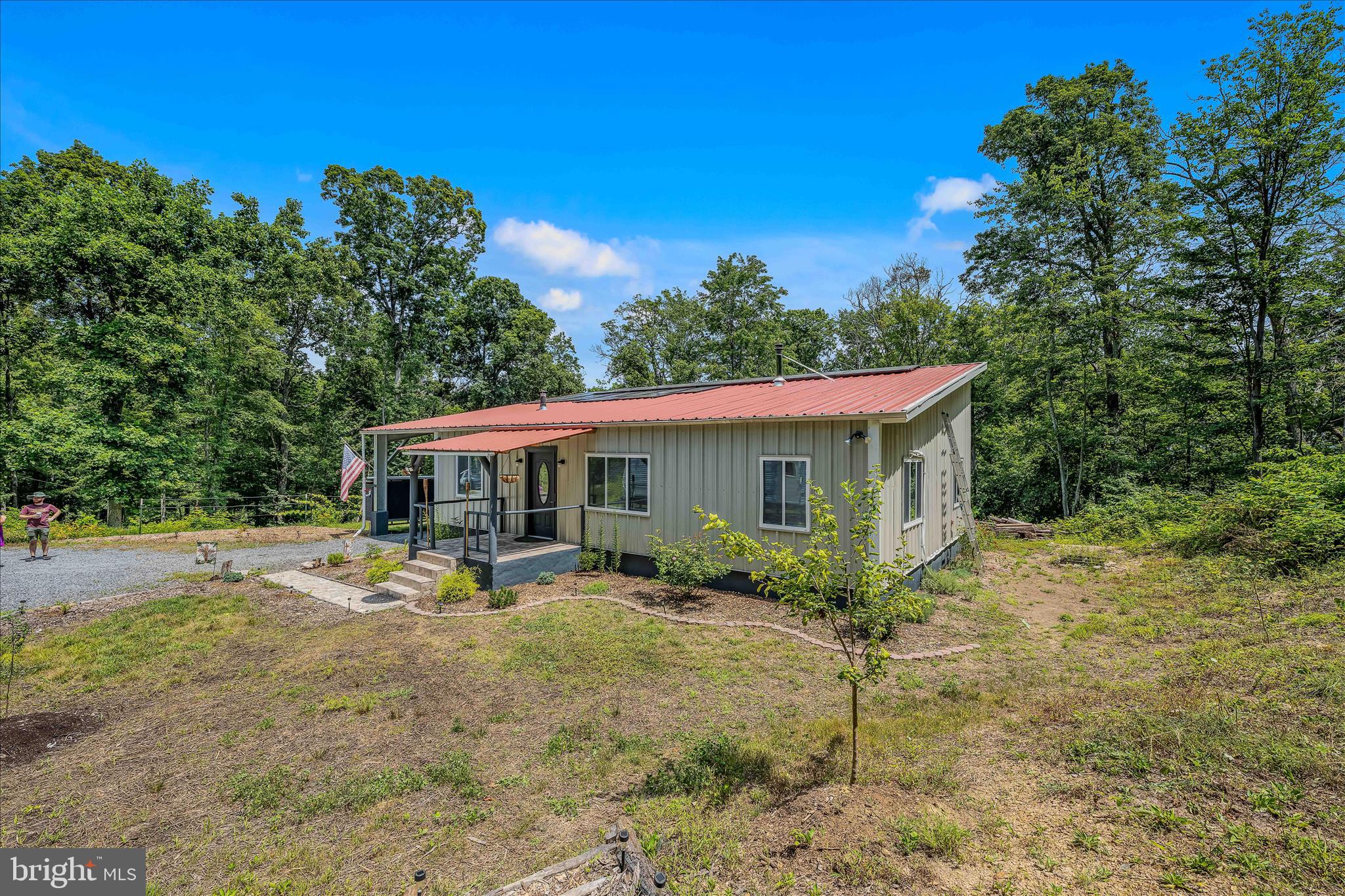 HAPPY VALLEY RETREAT - Residential