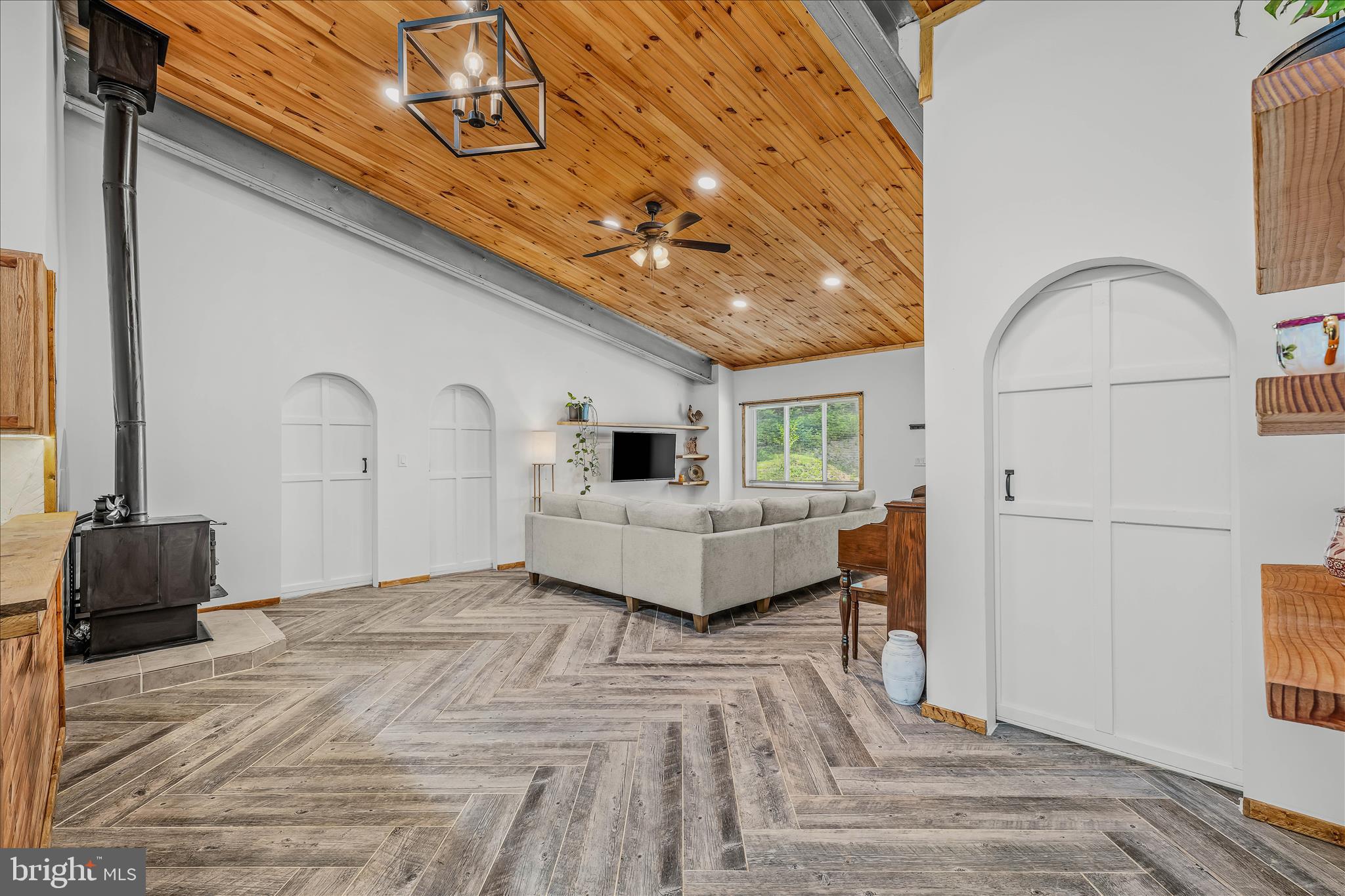 HAPPY VALLEY RETREAT - Residential