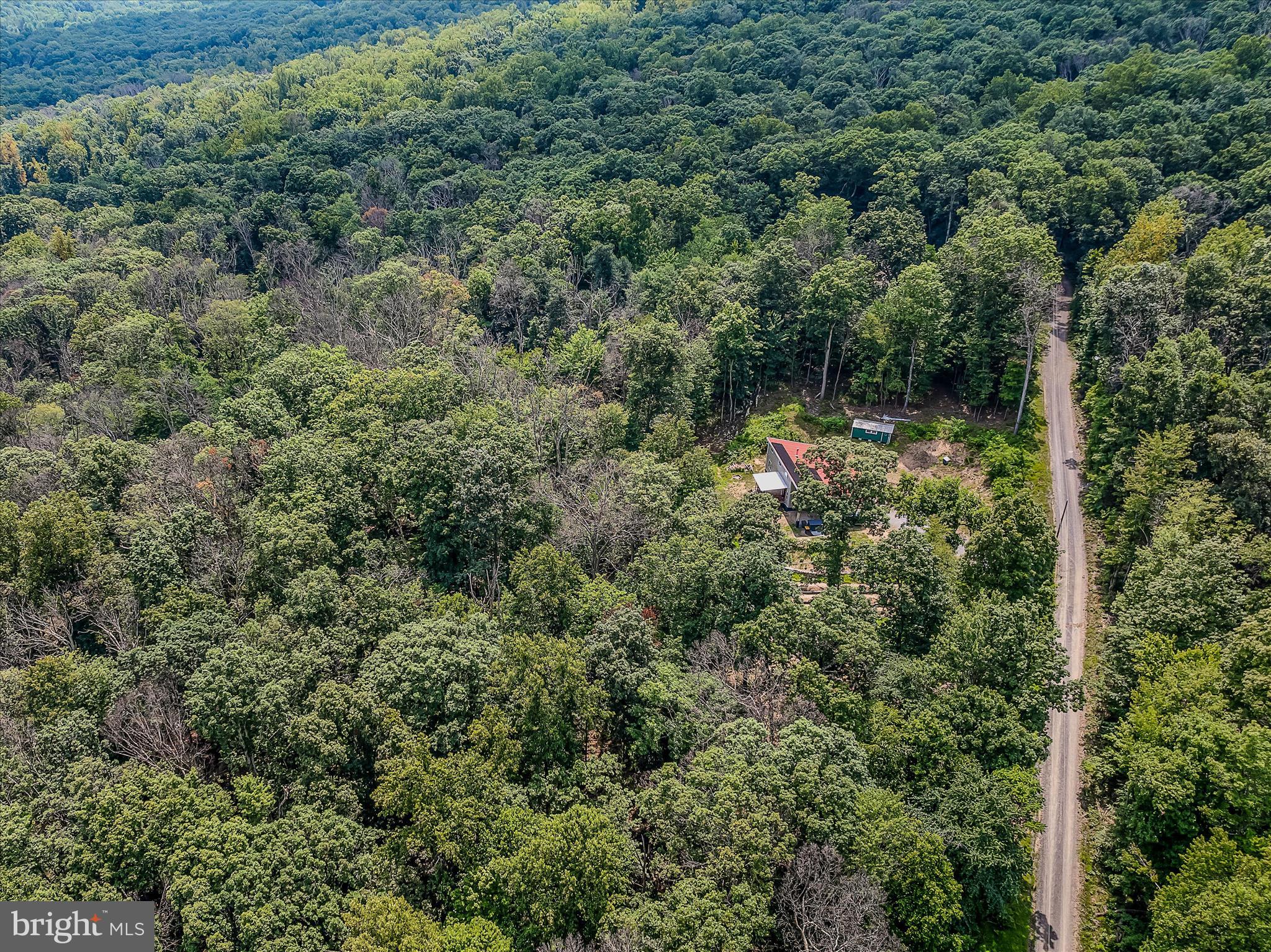 HAPPY VALLEY RETREAT - Residential