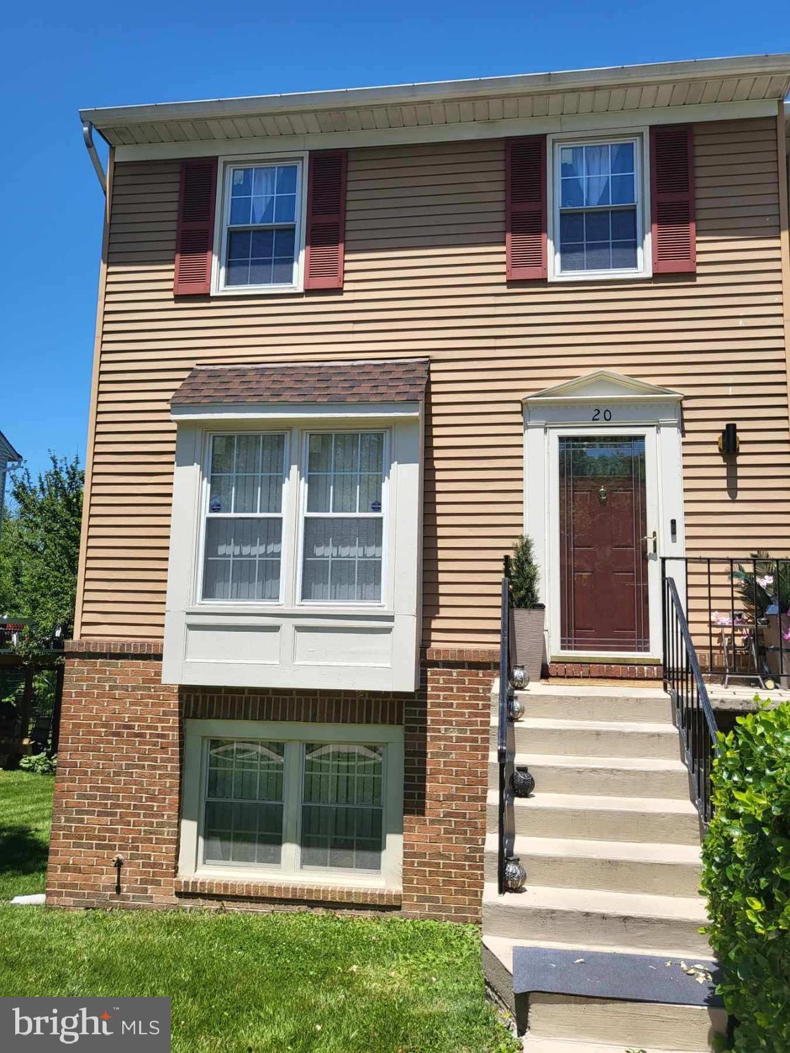 Welcome to Candlewood! This is a spacious 2 story condo with 3 Oversized Bedrooms sitting on a tree-lined street that features renovations such as New Hardwood Floors, Newly installed Carpeting, Cozy Fireplace, an updated Kitchen , 2.5 updated Bathrooms, Recently Replaced Roof and Windows This is an End-Unit with tons of natural light and a relaxing Deck for your outdoor enjoyment.  Conveniently located close to 695 and shopping.