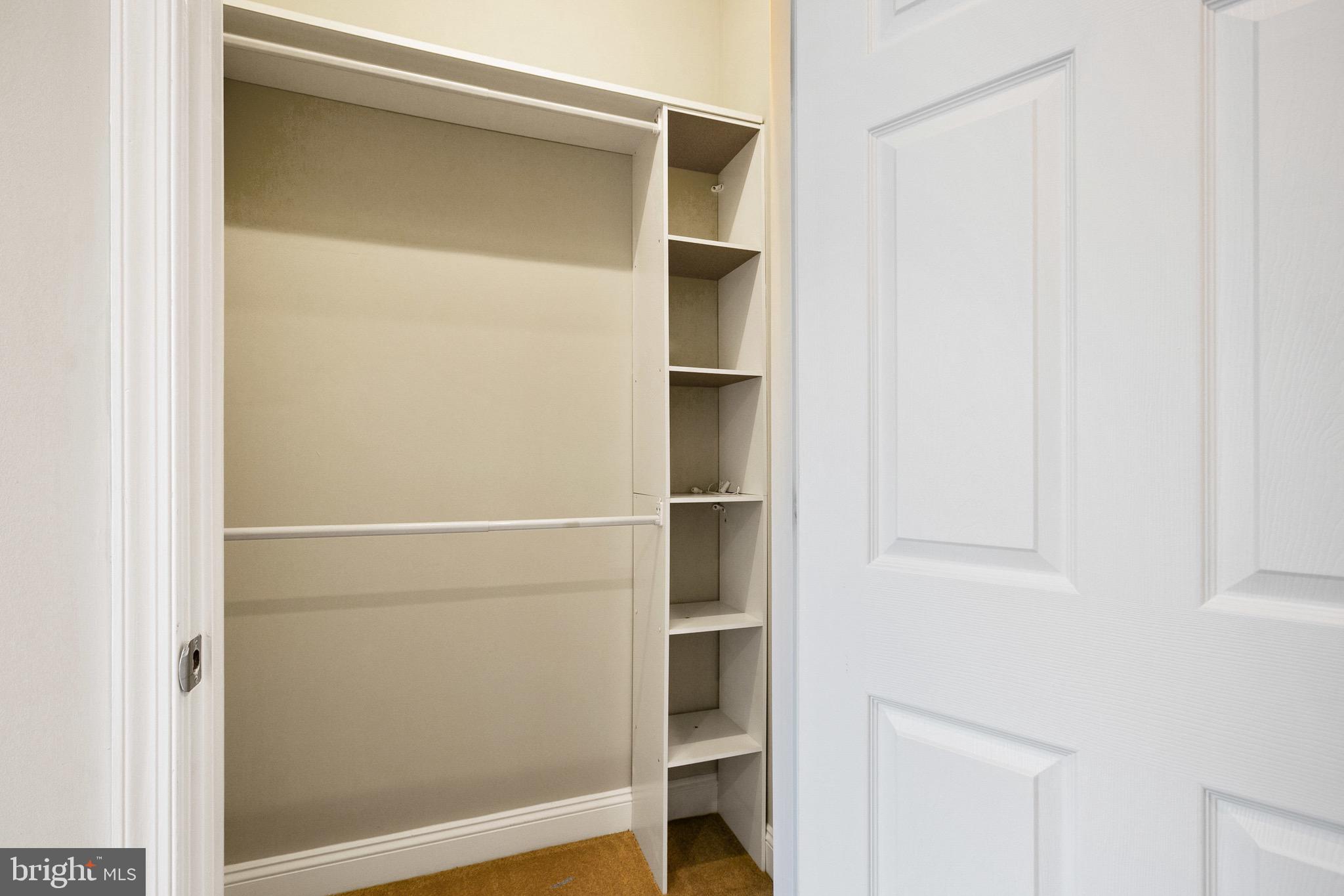 HIGHLAND - Residential Lease