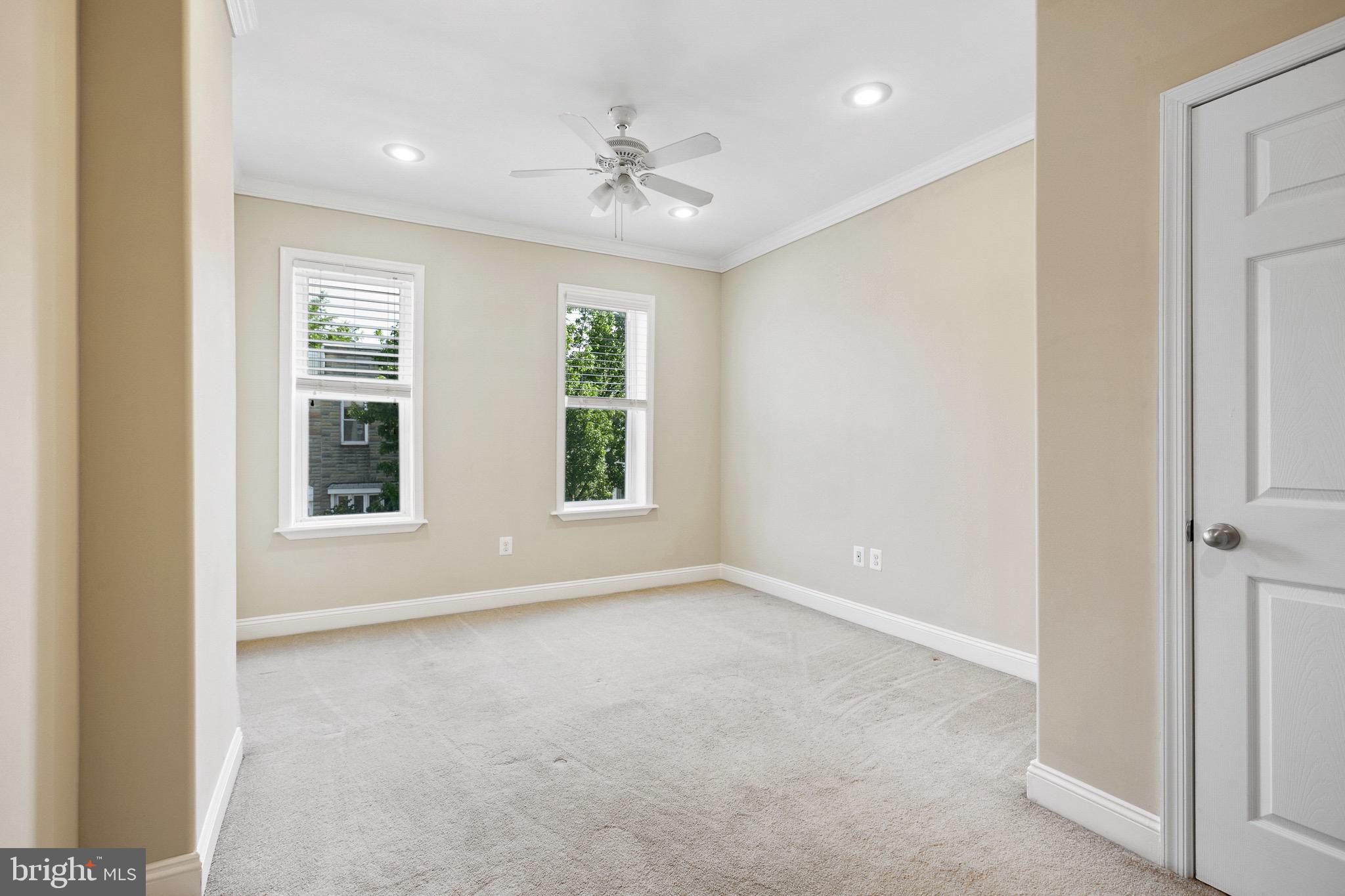 HIGHLAND - Residential Lease
