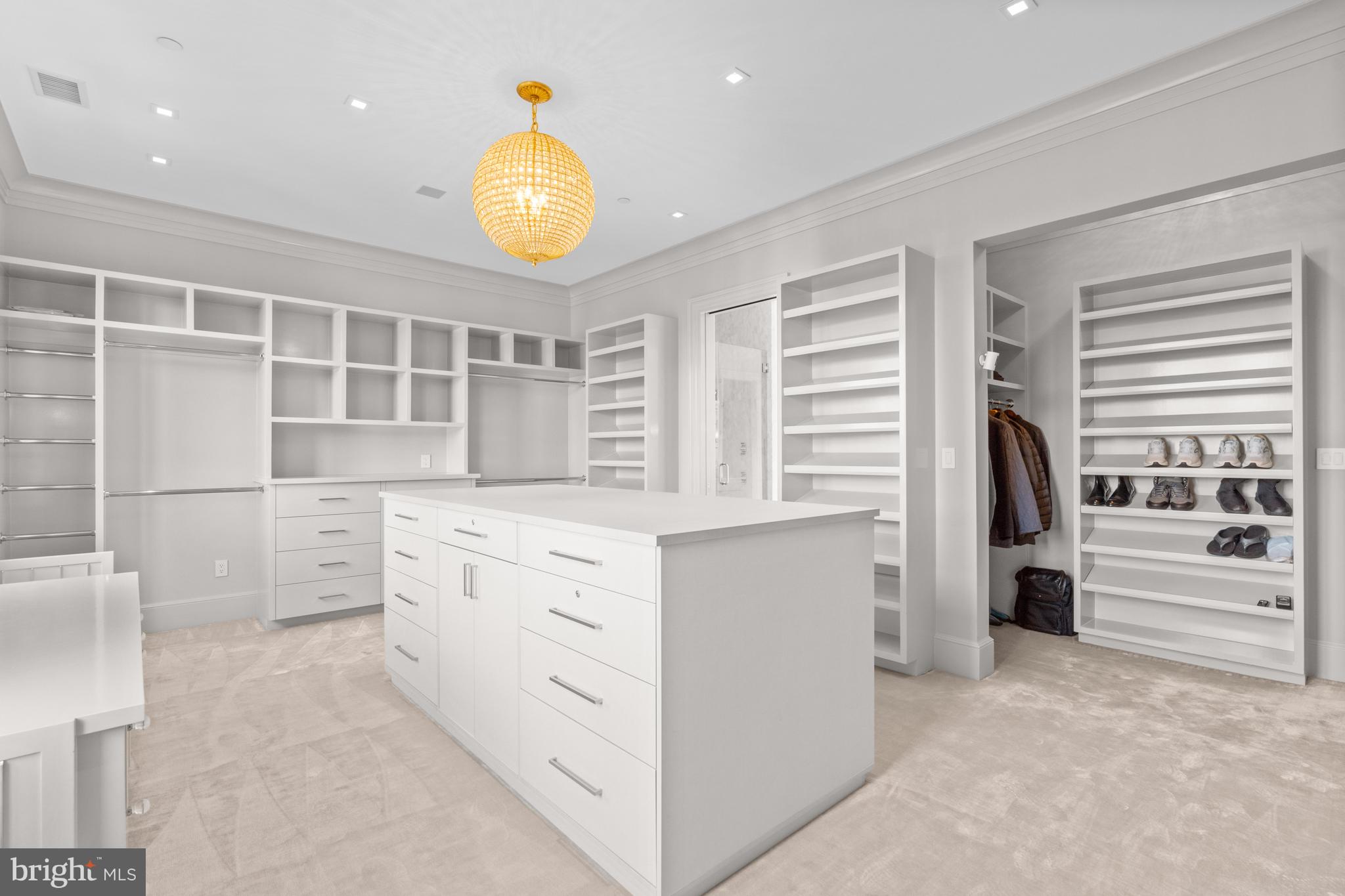 PHILLIPS PARK - Residential