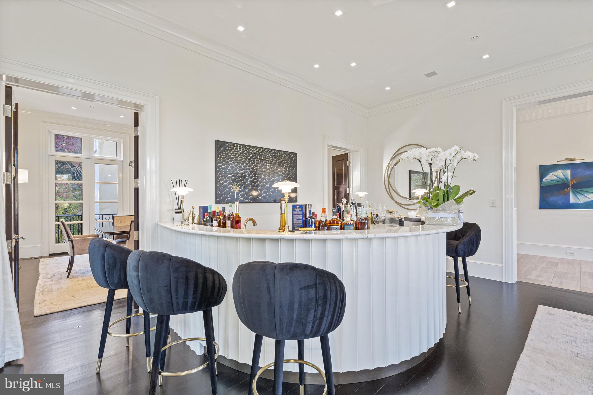 PHILLIPS PARK - Residential