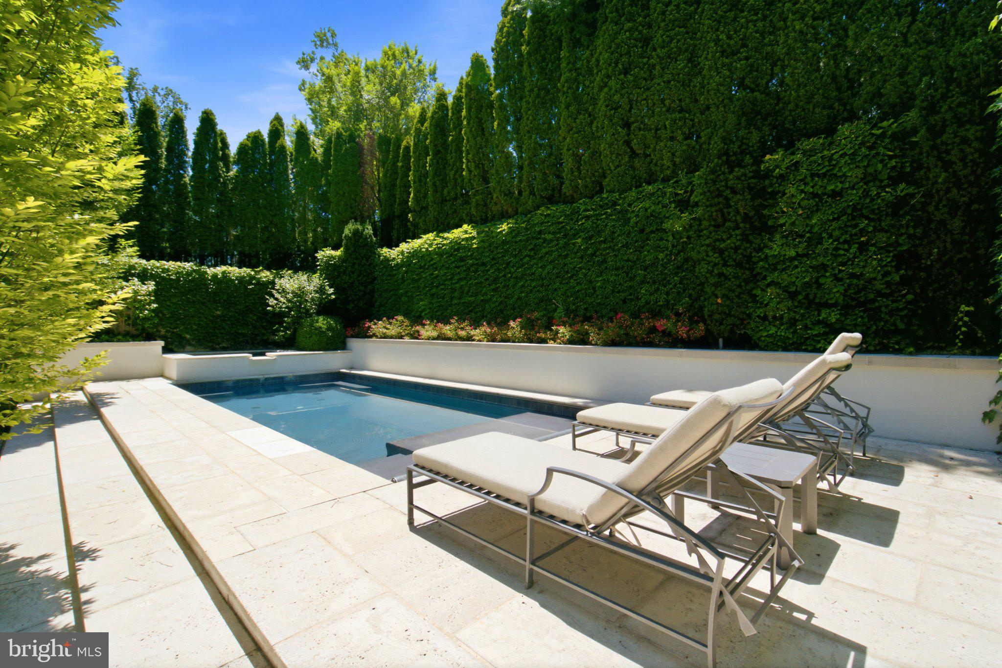 PHILLIPS PARK - Residential