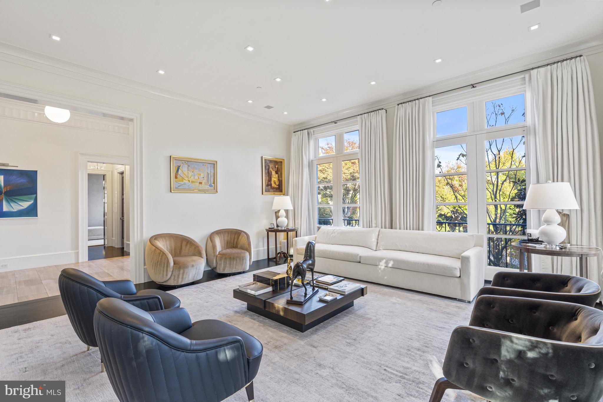 PHILLIPS PARK - Residential
