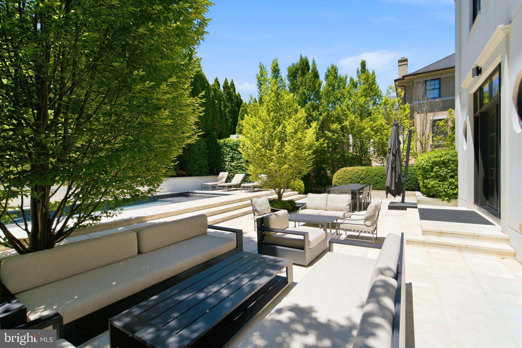 PHILLIPS PARK - Residential