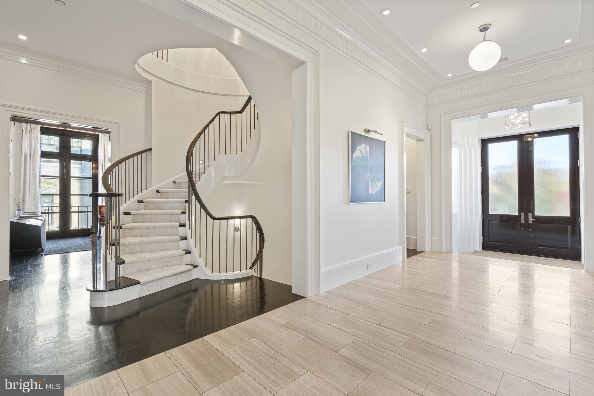 PHILLIPS PARK - Residential