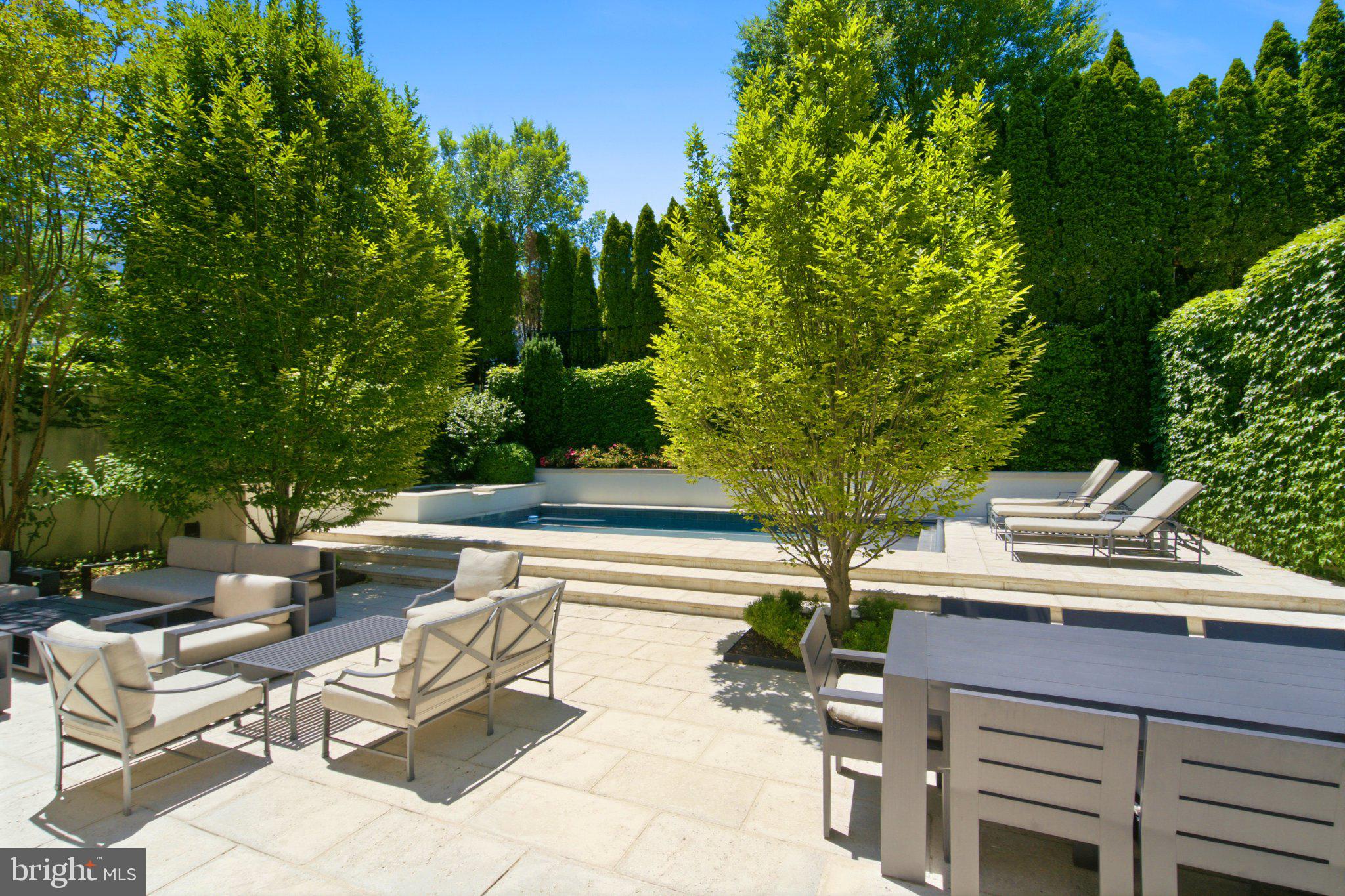 PHILLIPS PARK - Residential