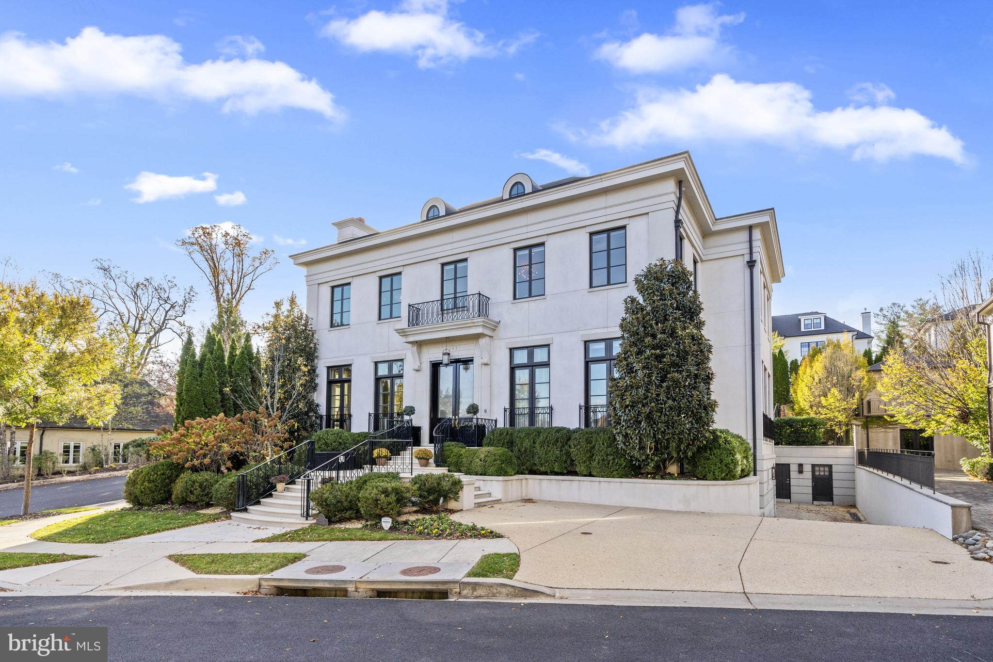 PHILLIPS PARK - Residential