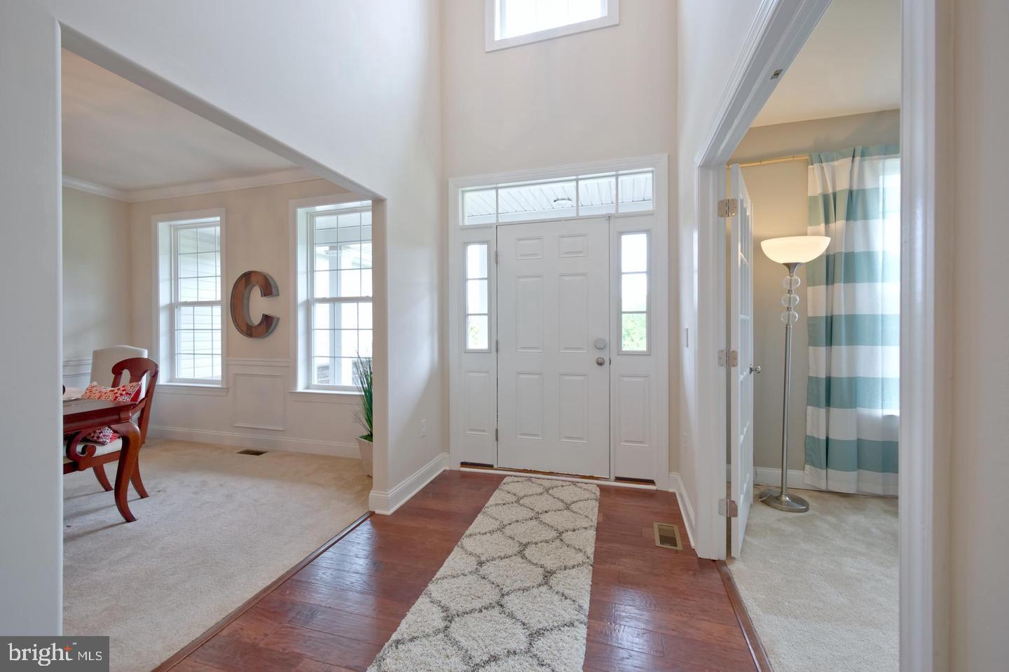 FOX RUN ESTATES - Residential