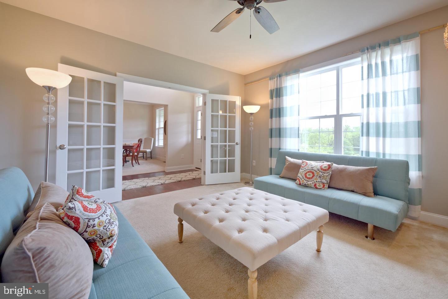 FOX RUN ESTATES - Residential