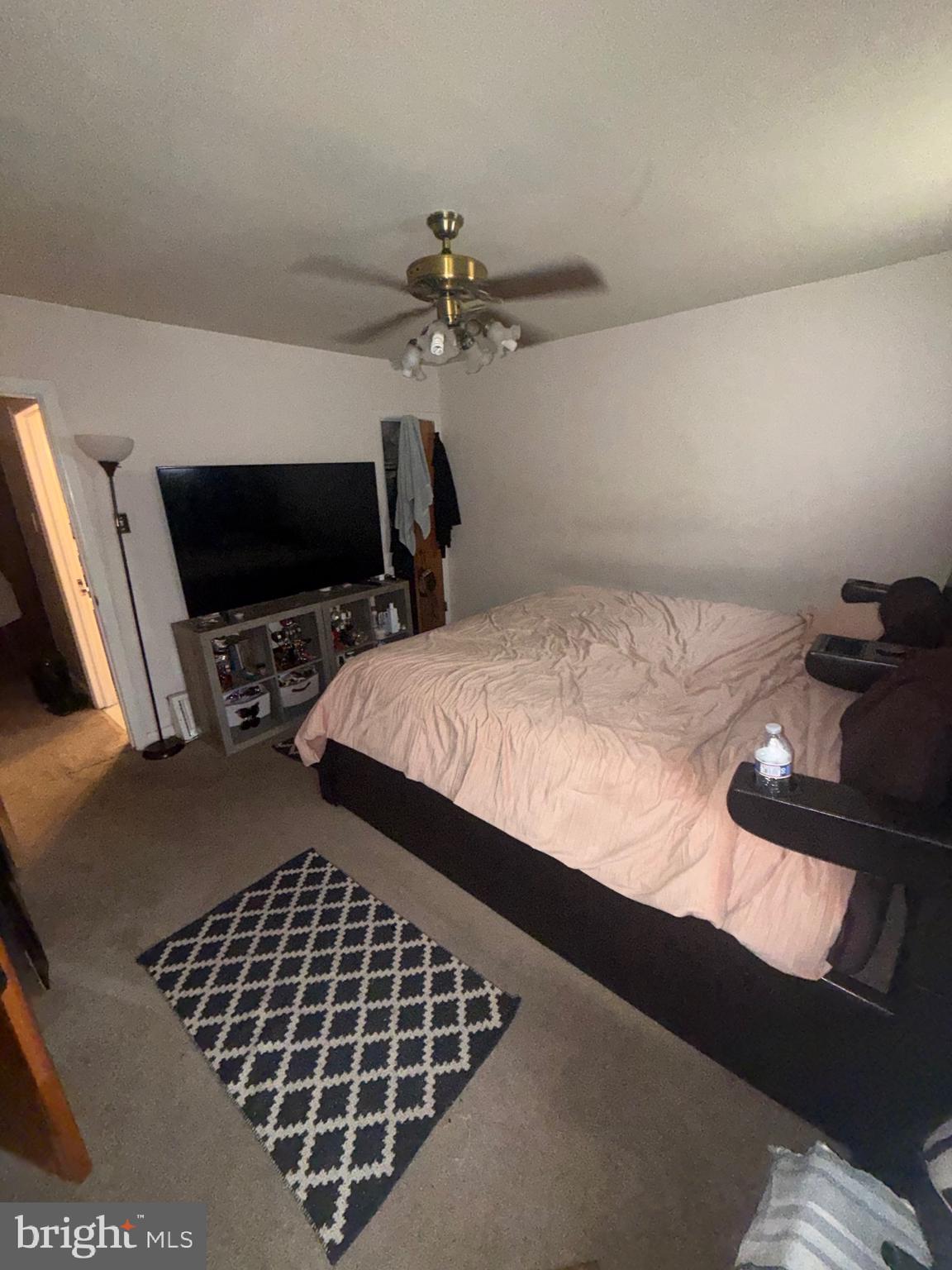 LAWNCREST - Residential