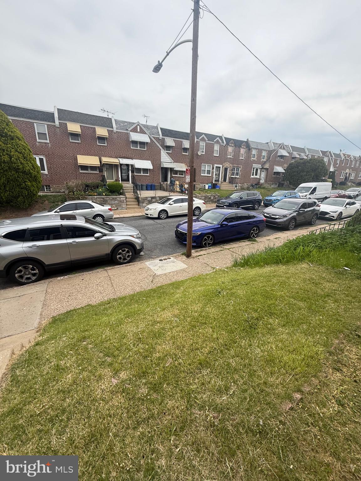 LAWNCREST - Residential