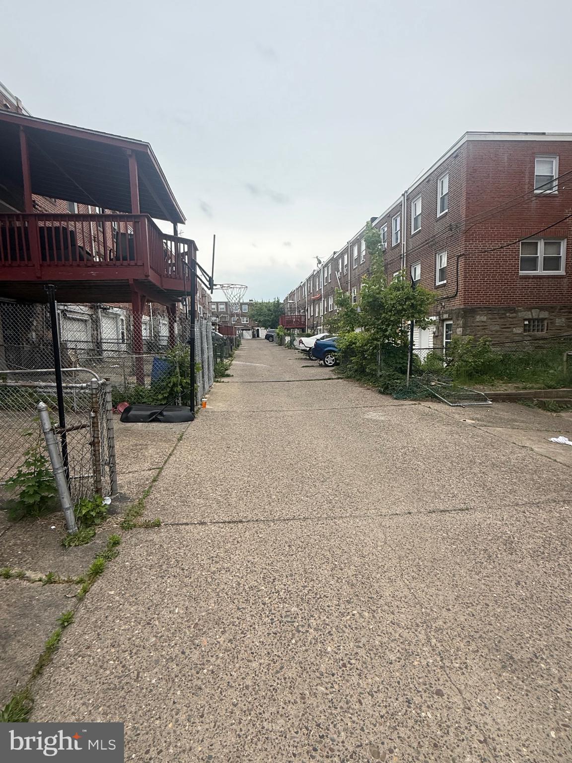 LAWNCREST - Residential