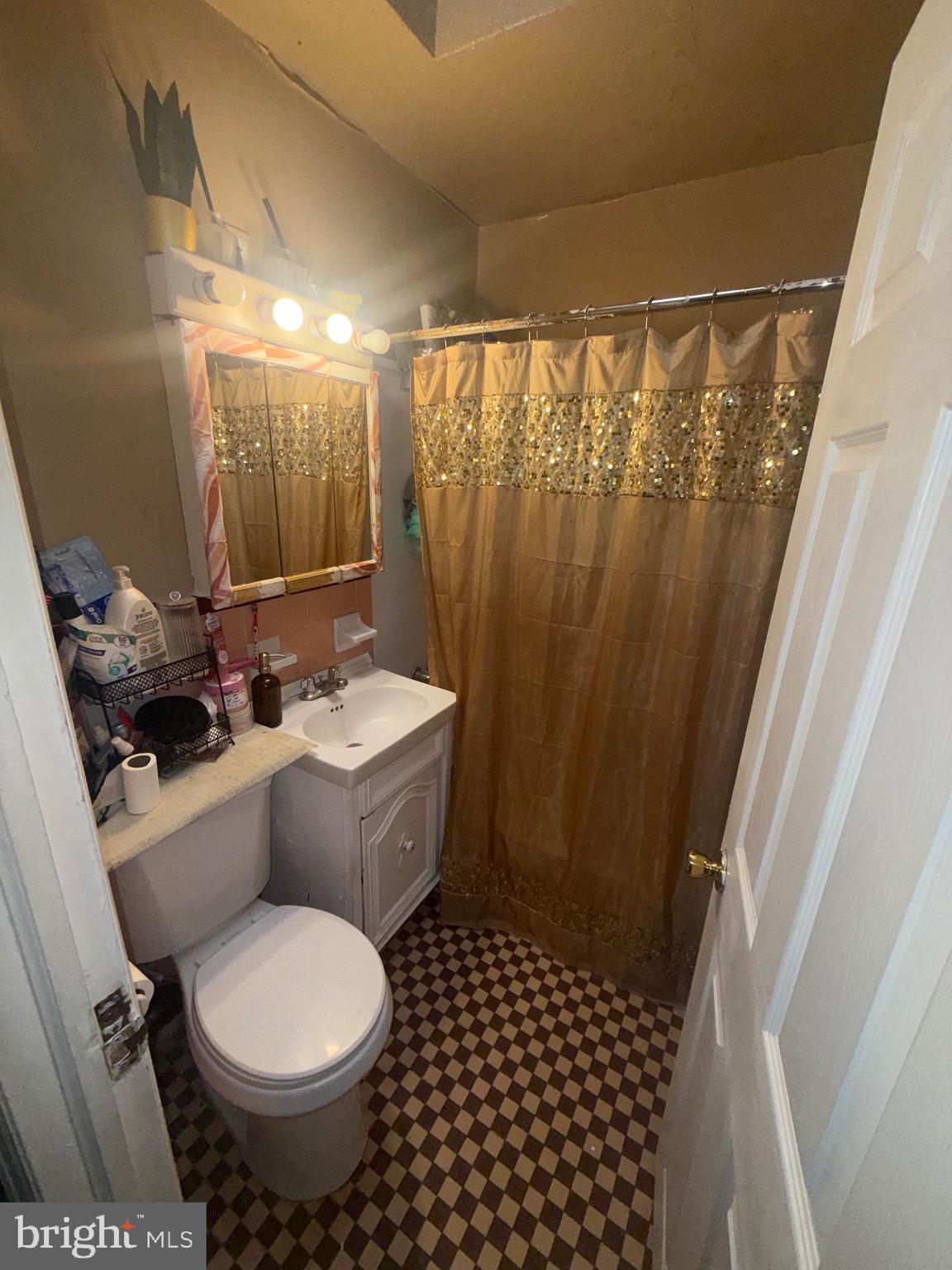 LAWNCREST - Residential