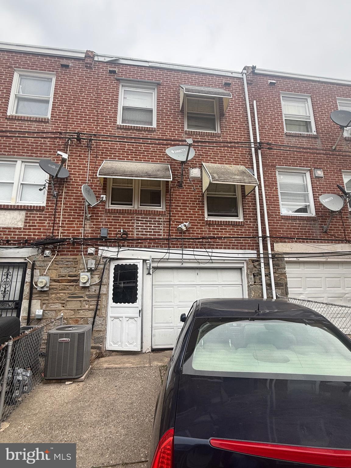 LAWNCREST - Residential