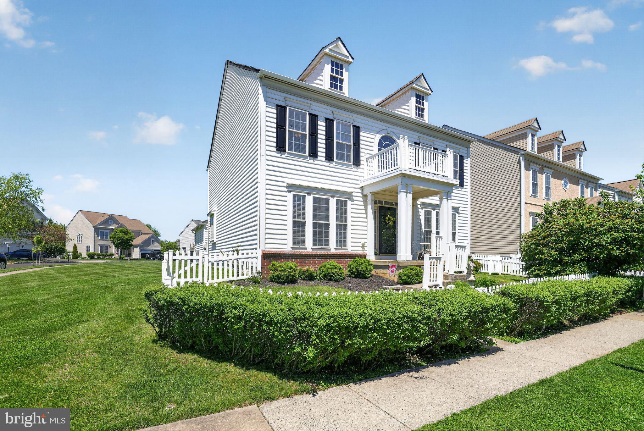 BEDMINSTER SQUARE - Residential