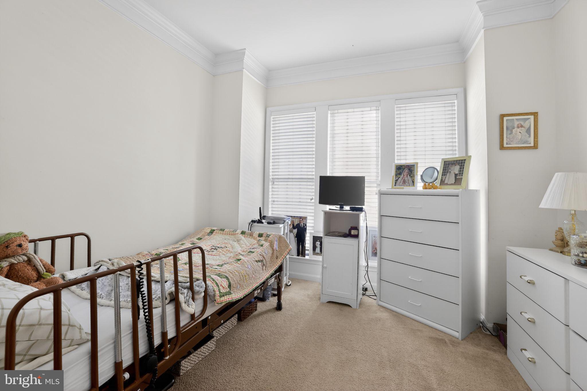 BEDMINSTER SQUARE - Residential