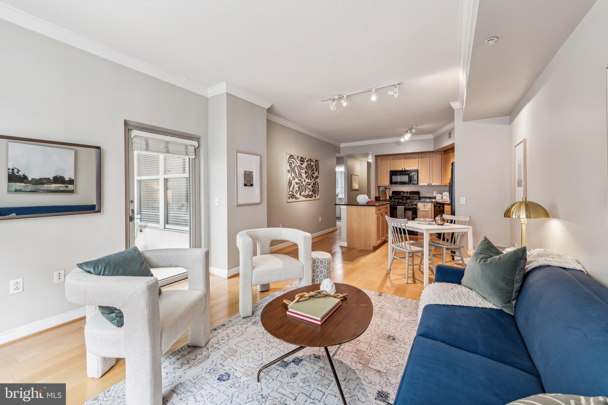 LOGAN CIRCLE - Residential