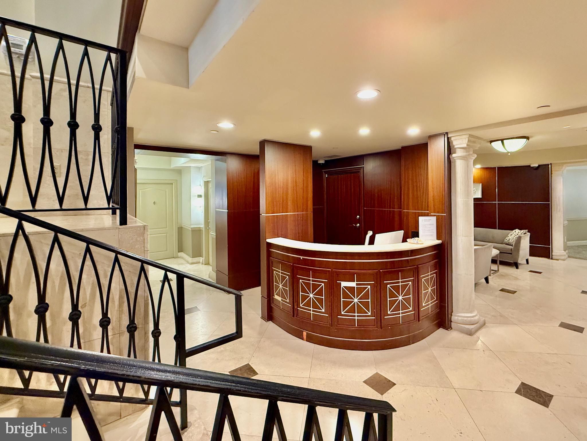 LOGAN CIRCLE - Residential