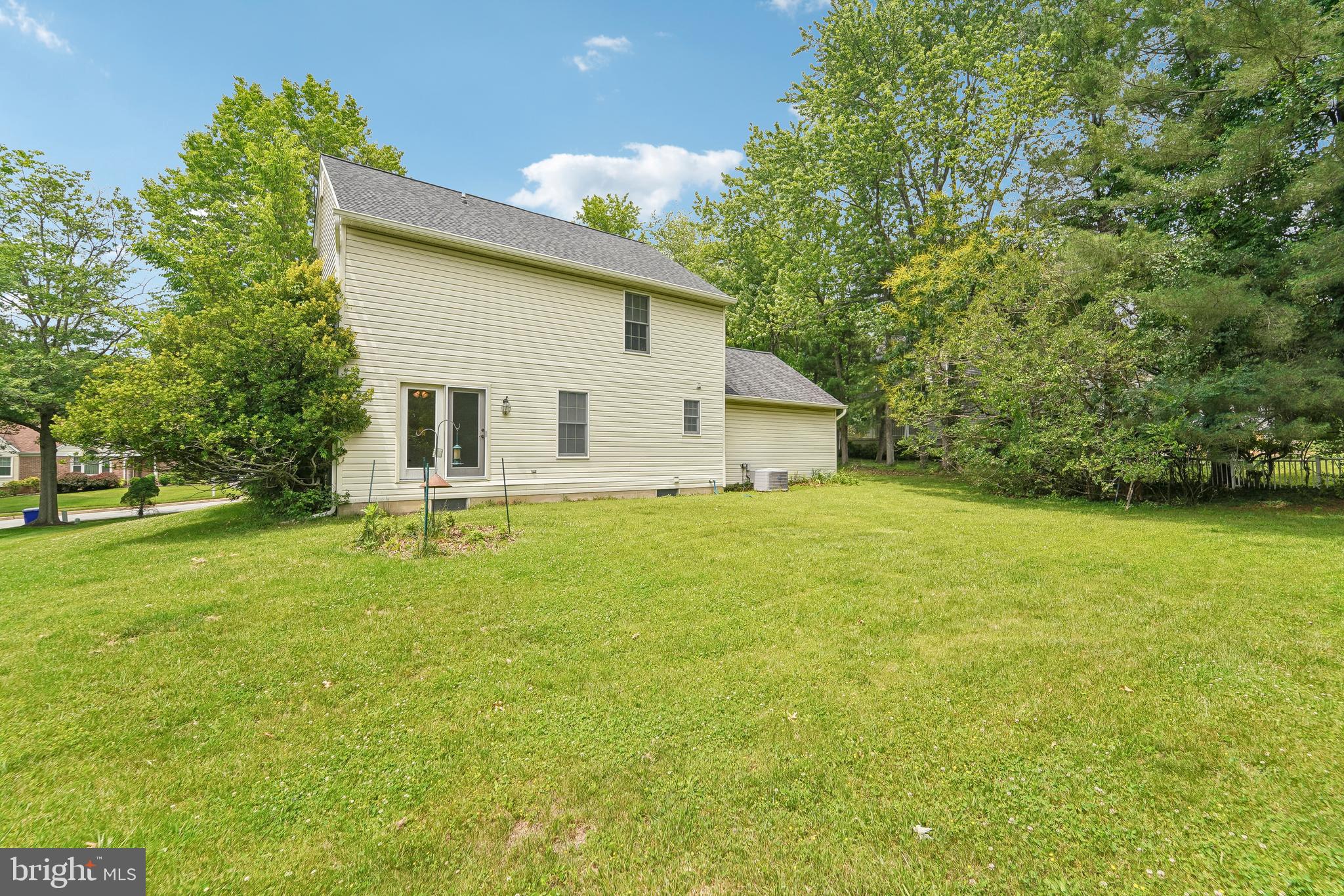 BRAMPTON HILLS - Residential