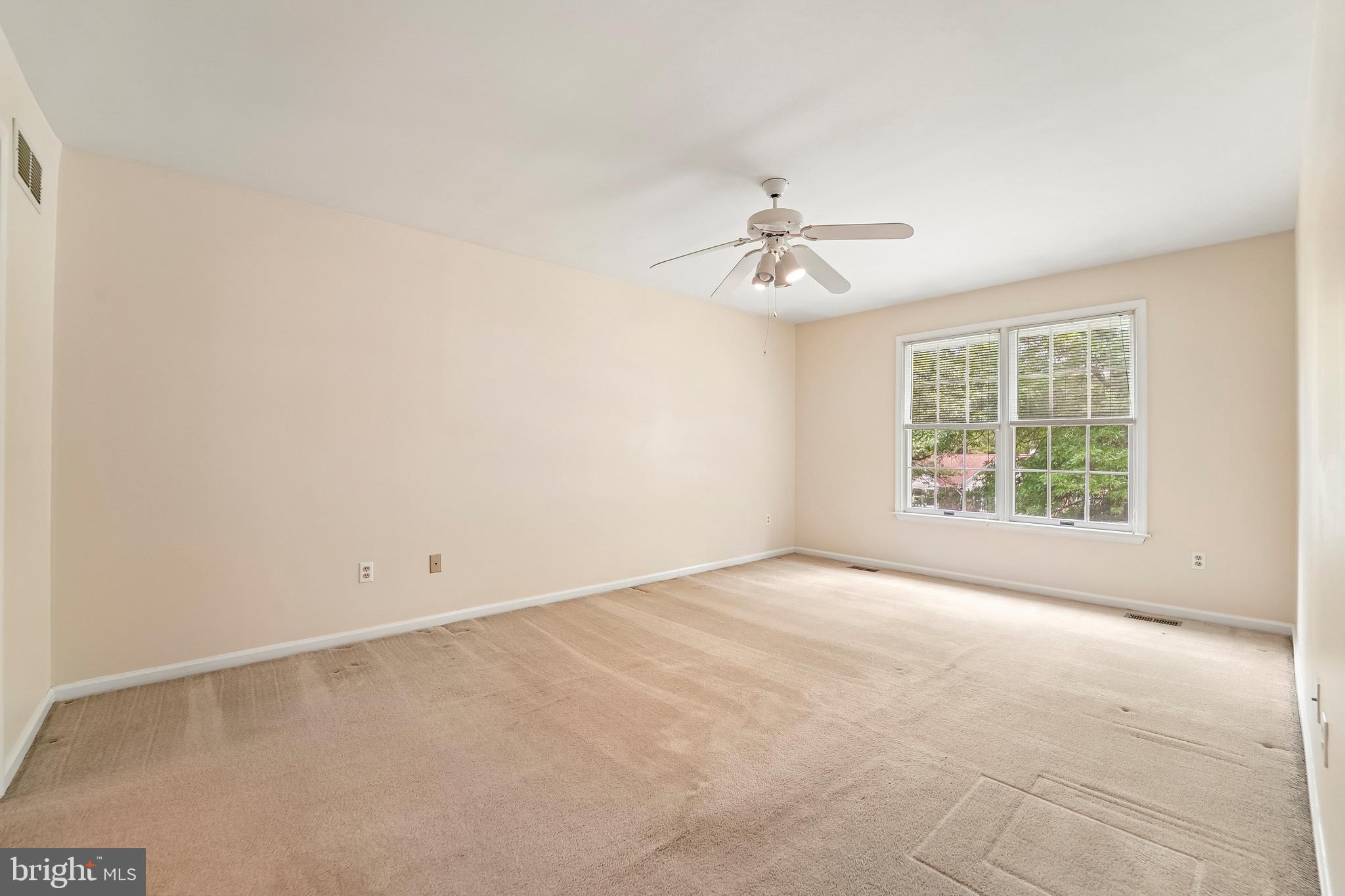 BRAMPTON HILLS - Residential