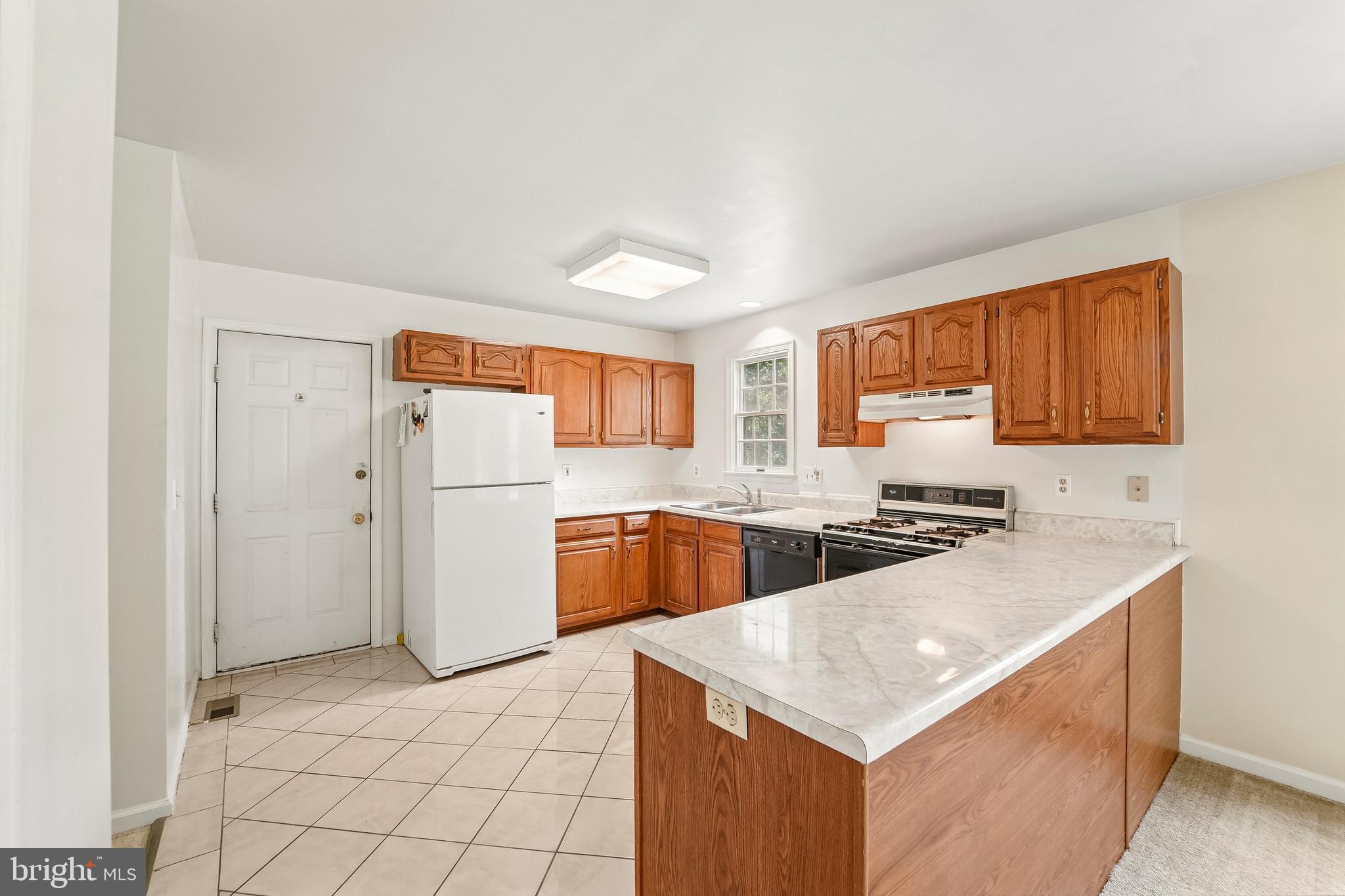BRAMPTON HILLS - Residential