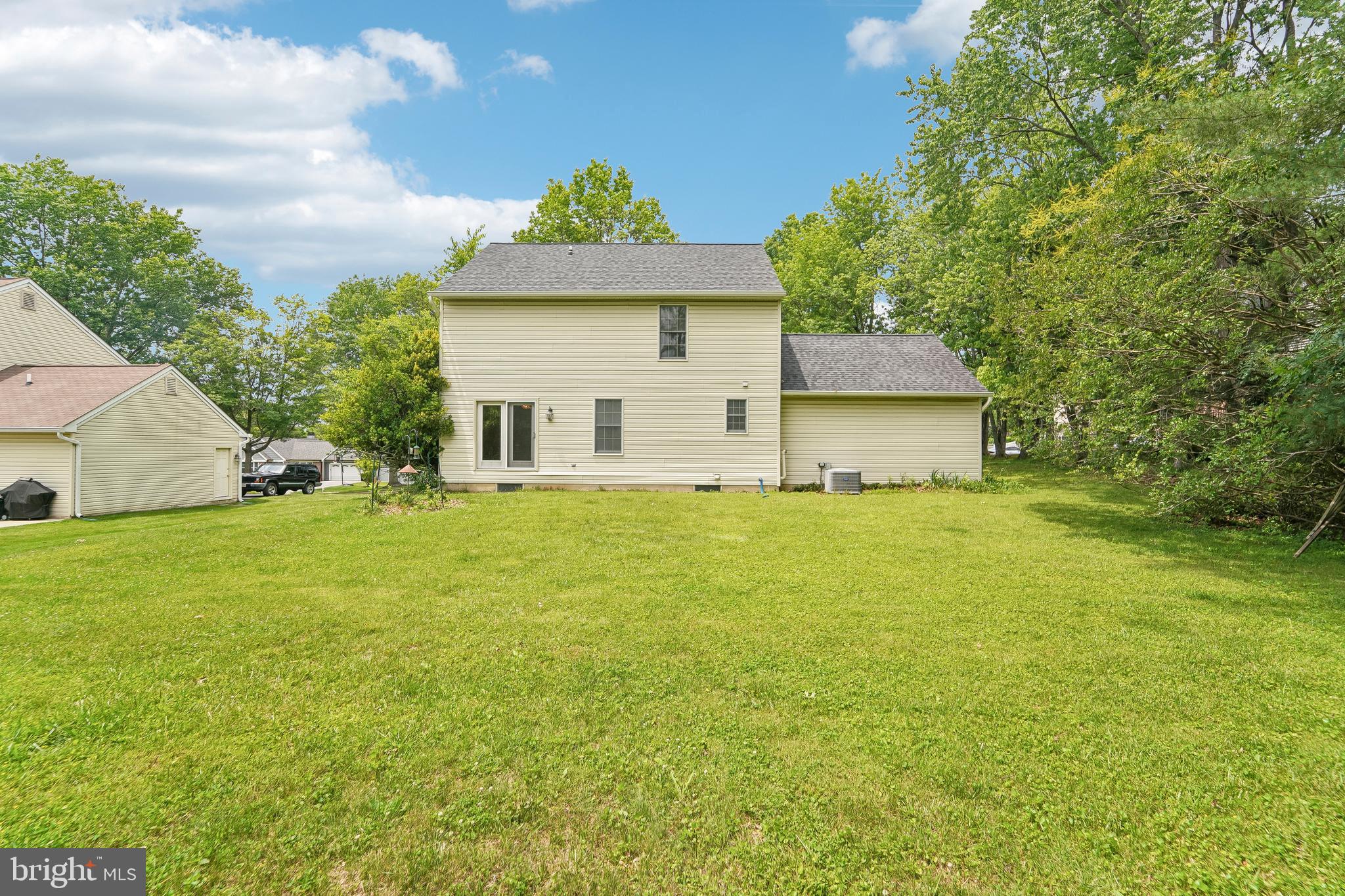 BRAMPTON HILLS - Residential