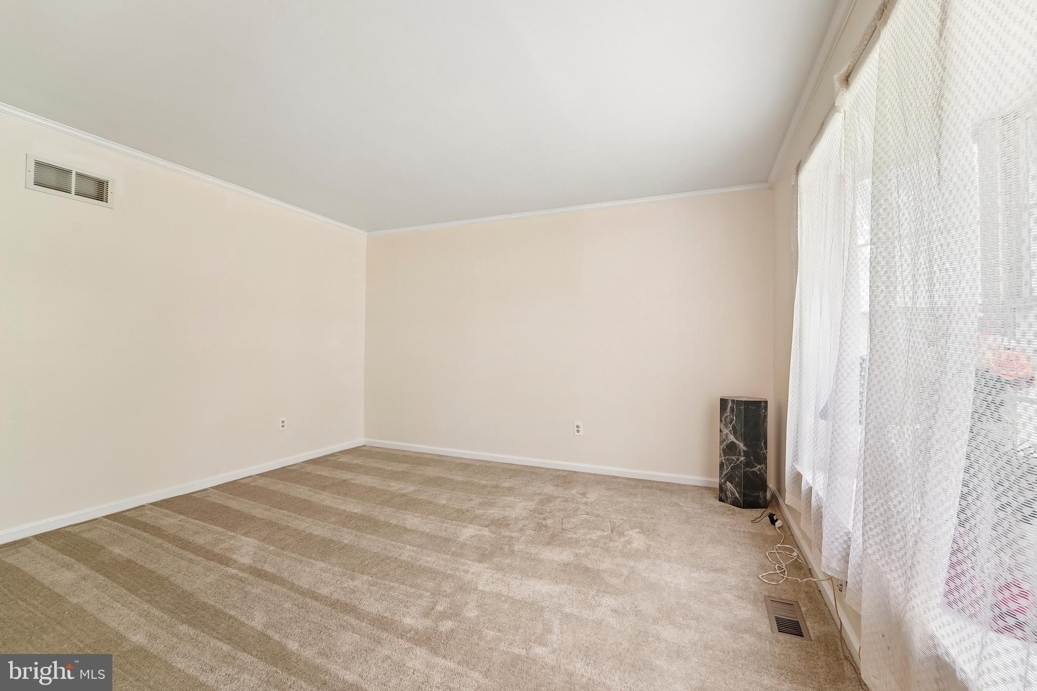 BRAMPTON HILLS - Residential