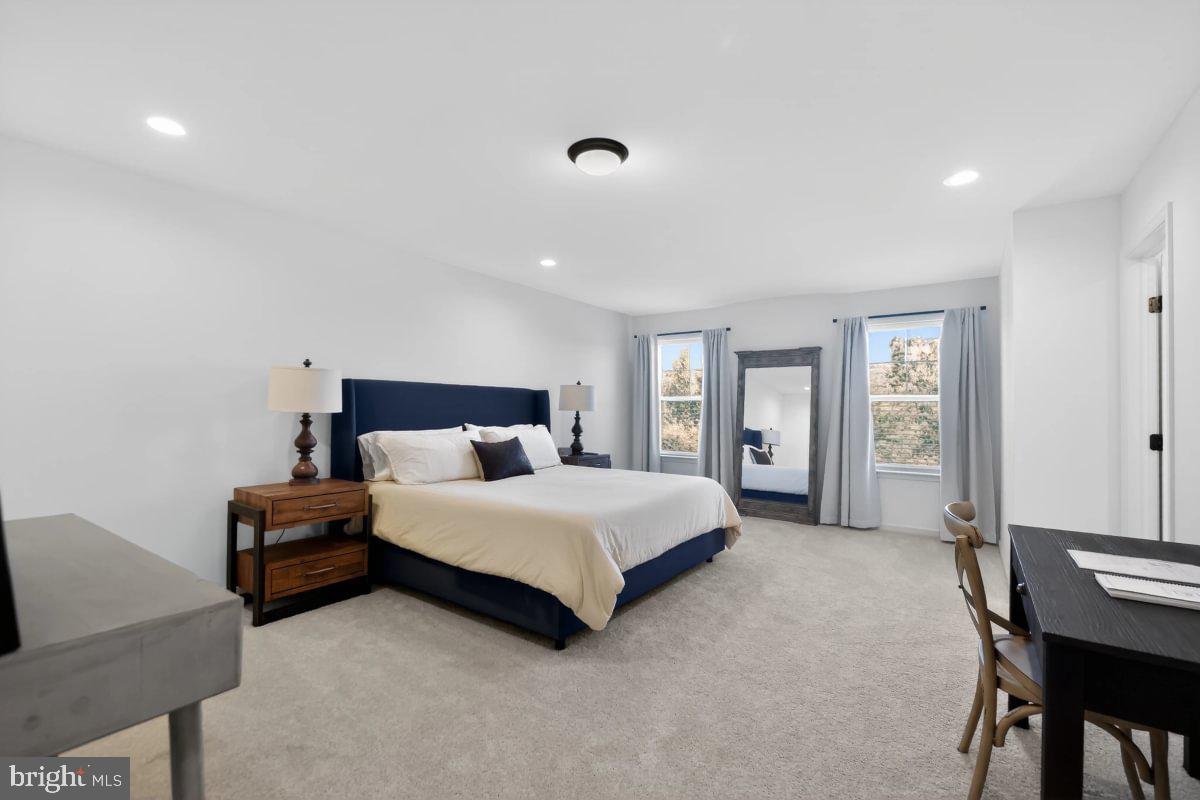 LOGAN GREENE - Residential
