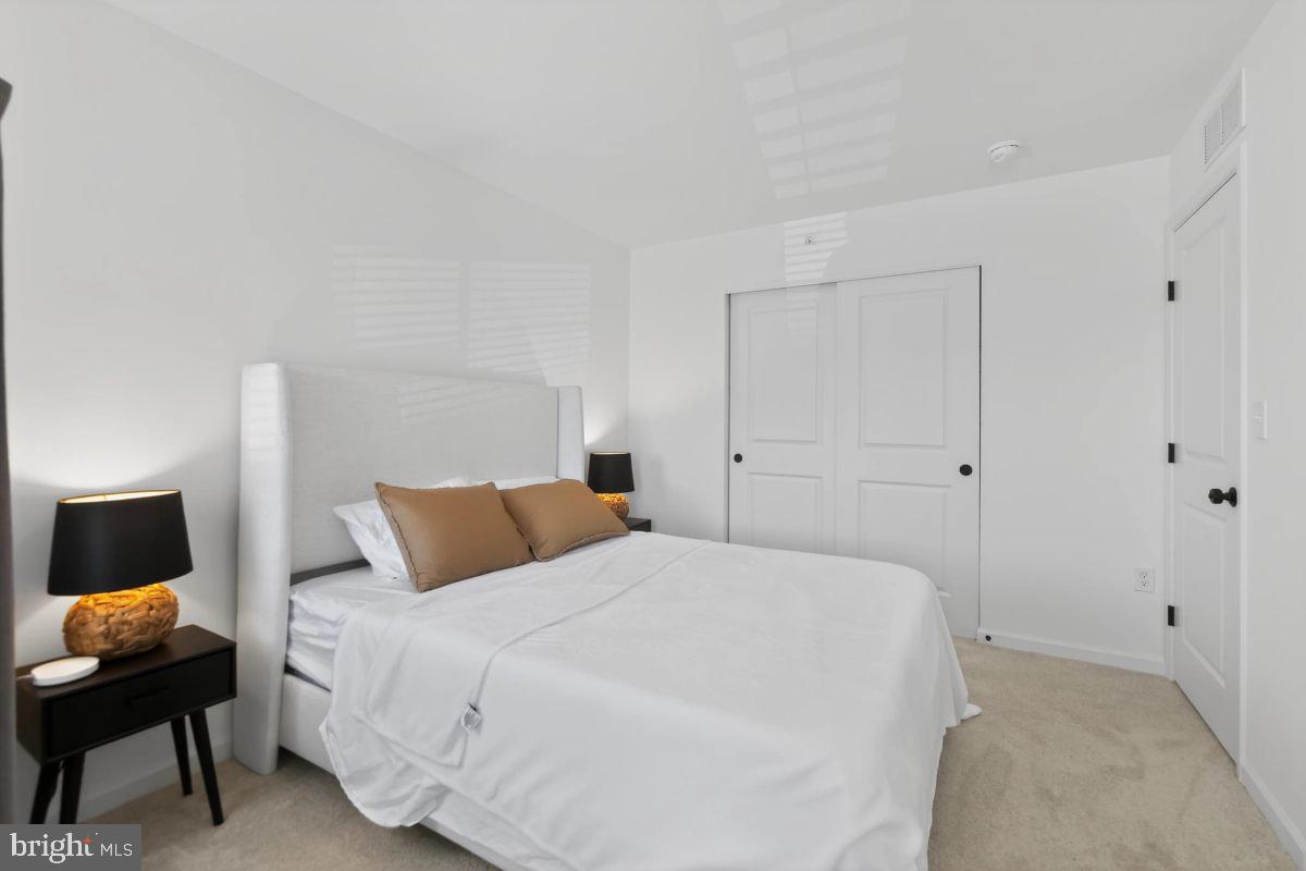 LOGAN GREENE - Residential