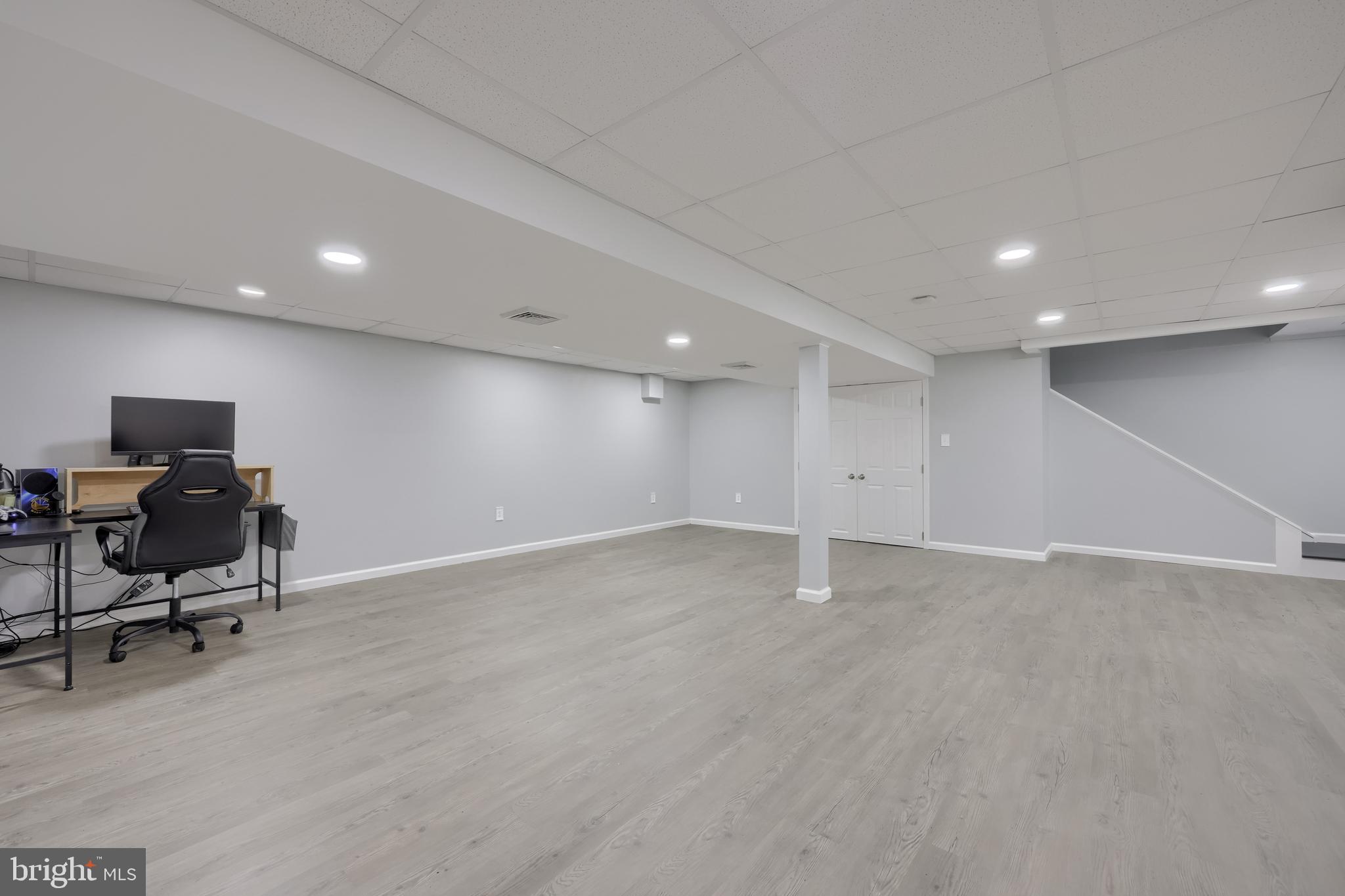 REGENTS HILL - Residential