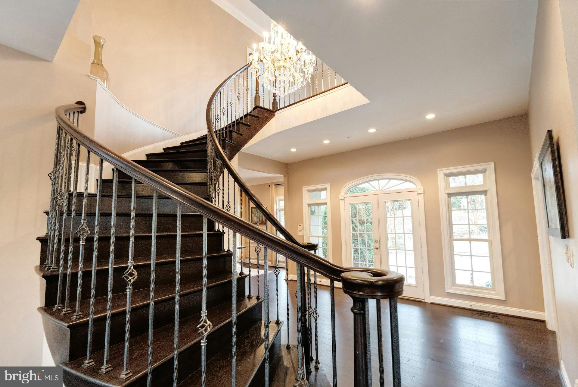 BEACON HILL - Residential