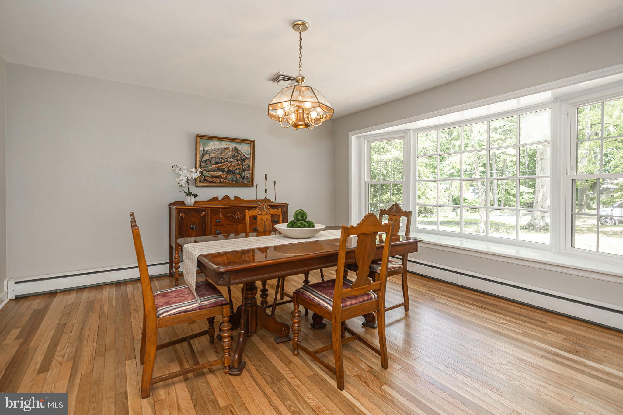 PEBBLE HILL - Residential