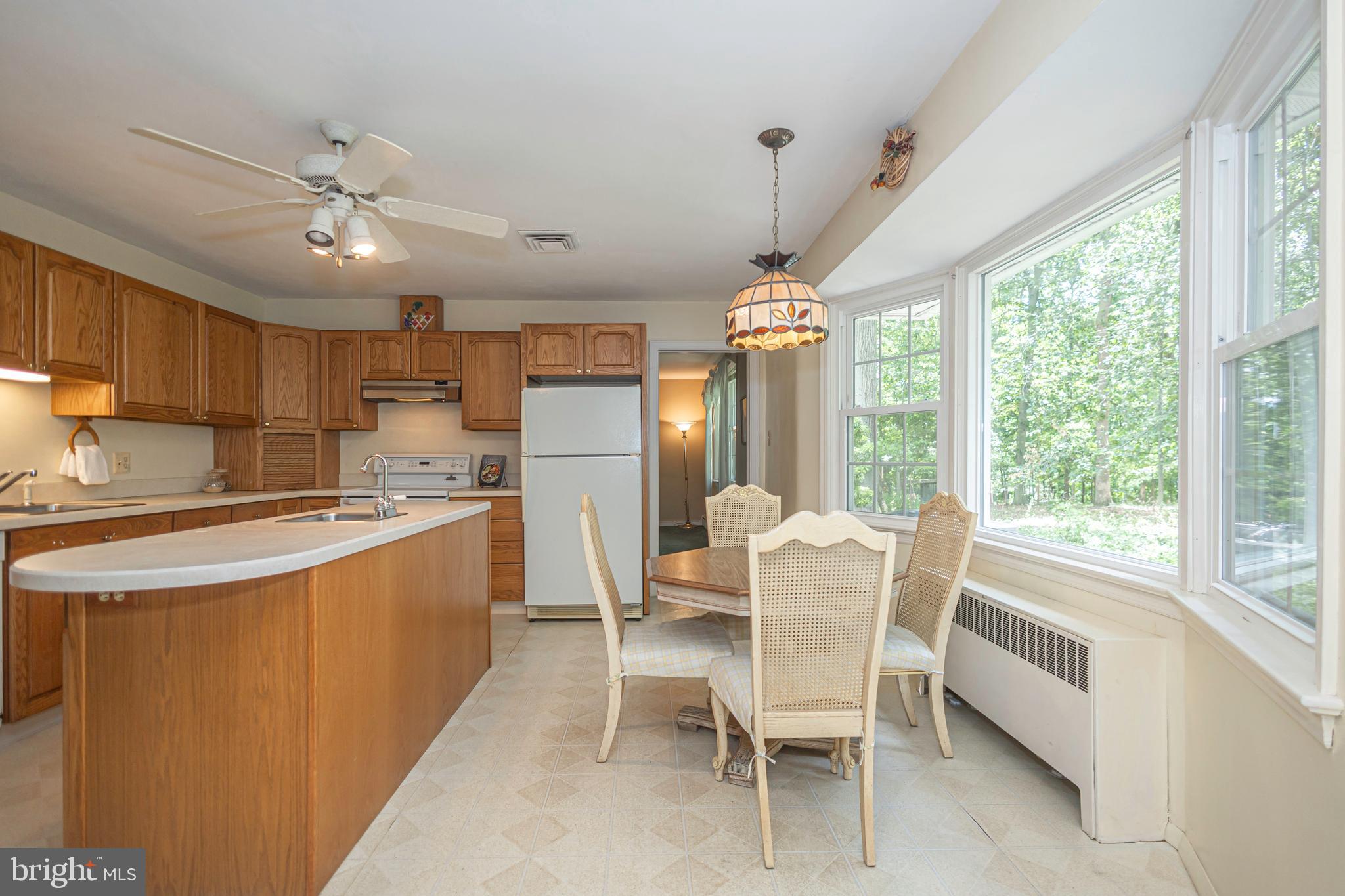 PEBBLE HILL - Residential