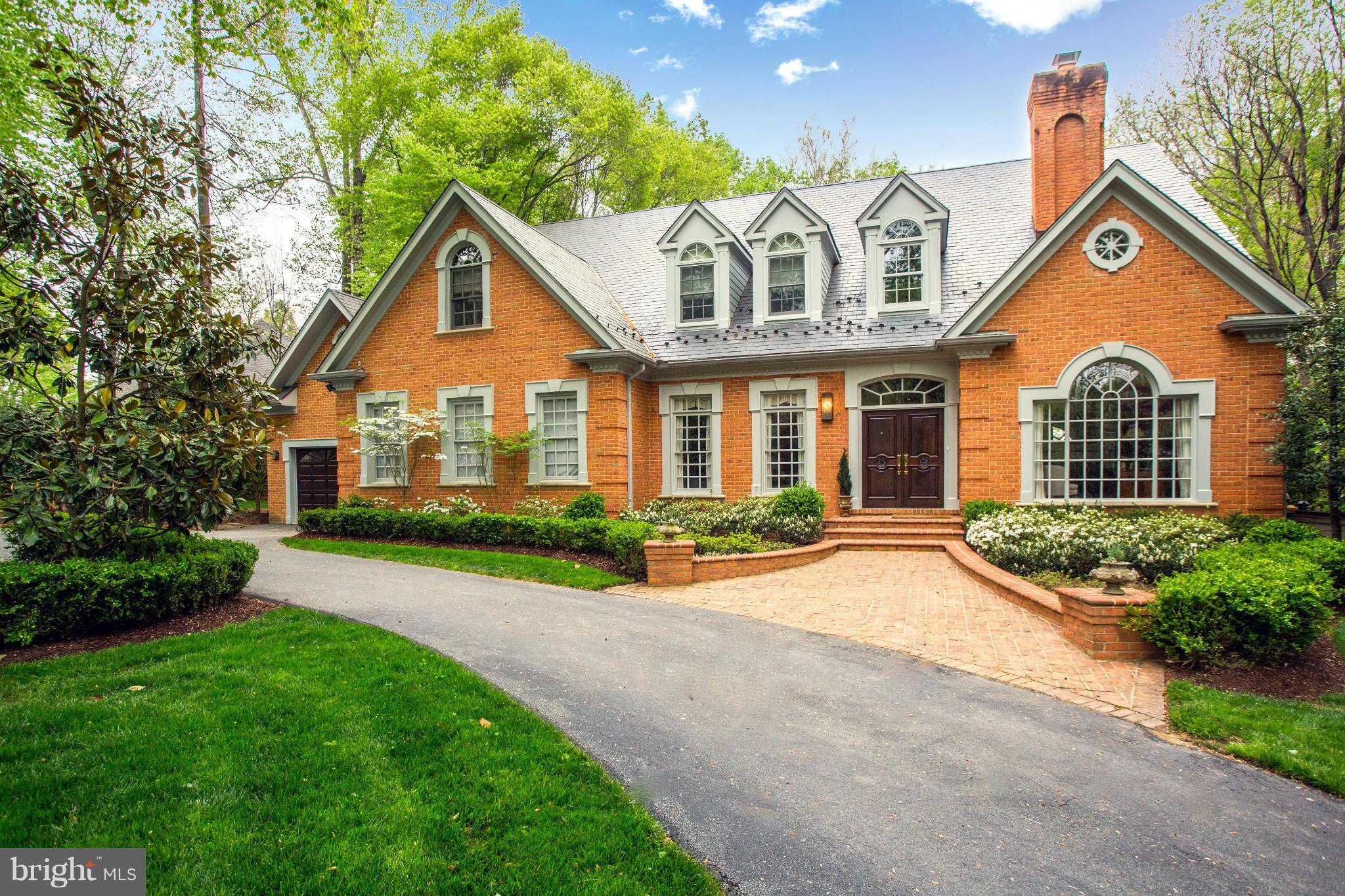 LANGLEY FOREST - Residential