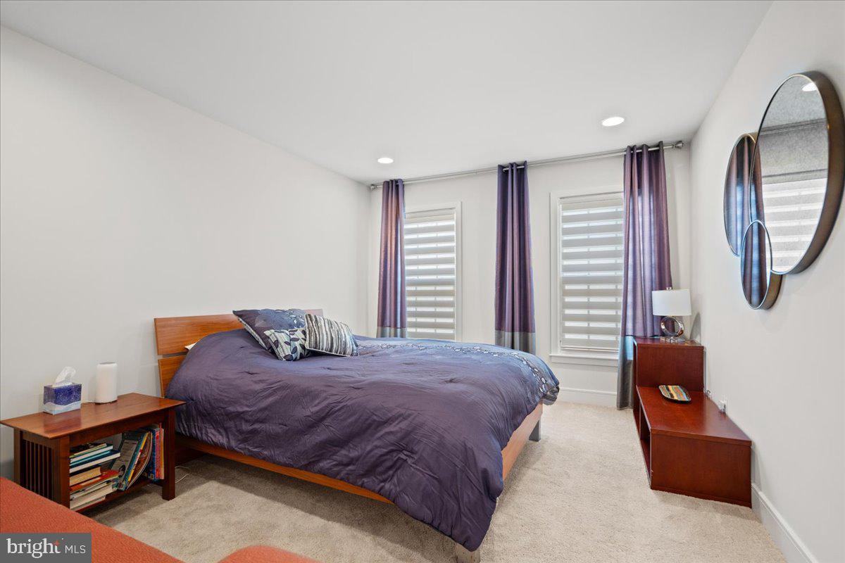 CREST OF ALEXANDRIA - Residential