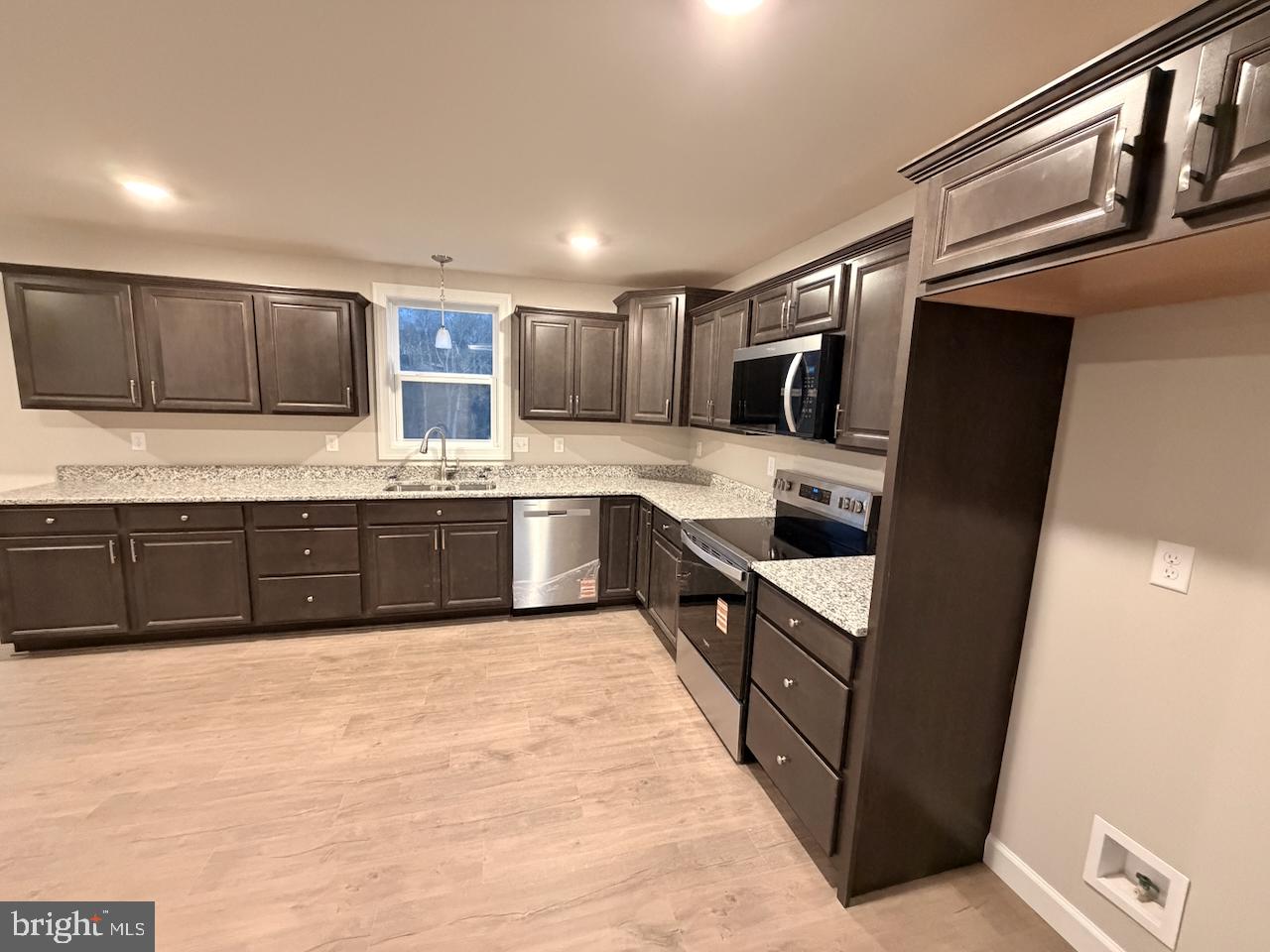 WHISKEY RUN - Residential