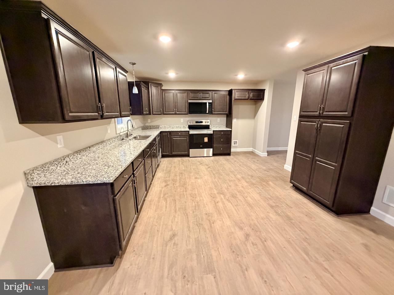 WHISKEY RUN - Residential