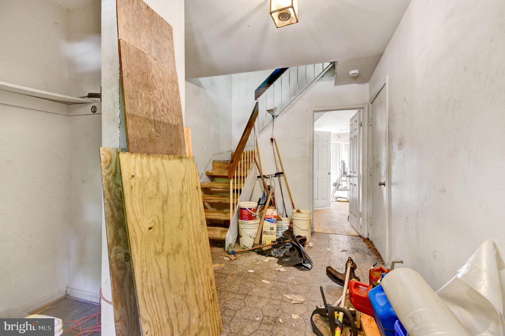 WOODSTREAM EAST - Residential