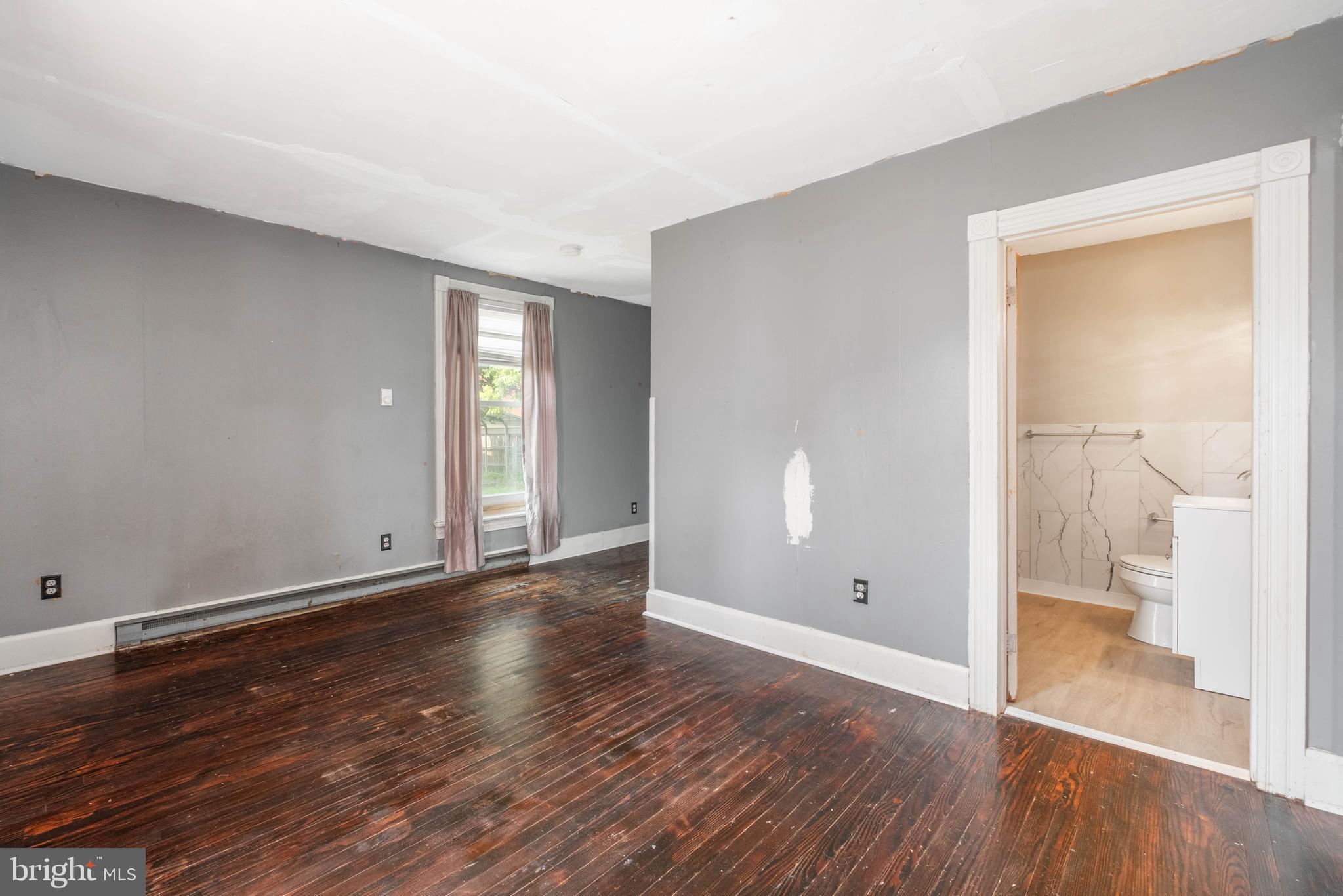 SOUTH END - Residential