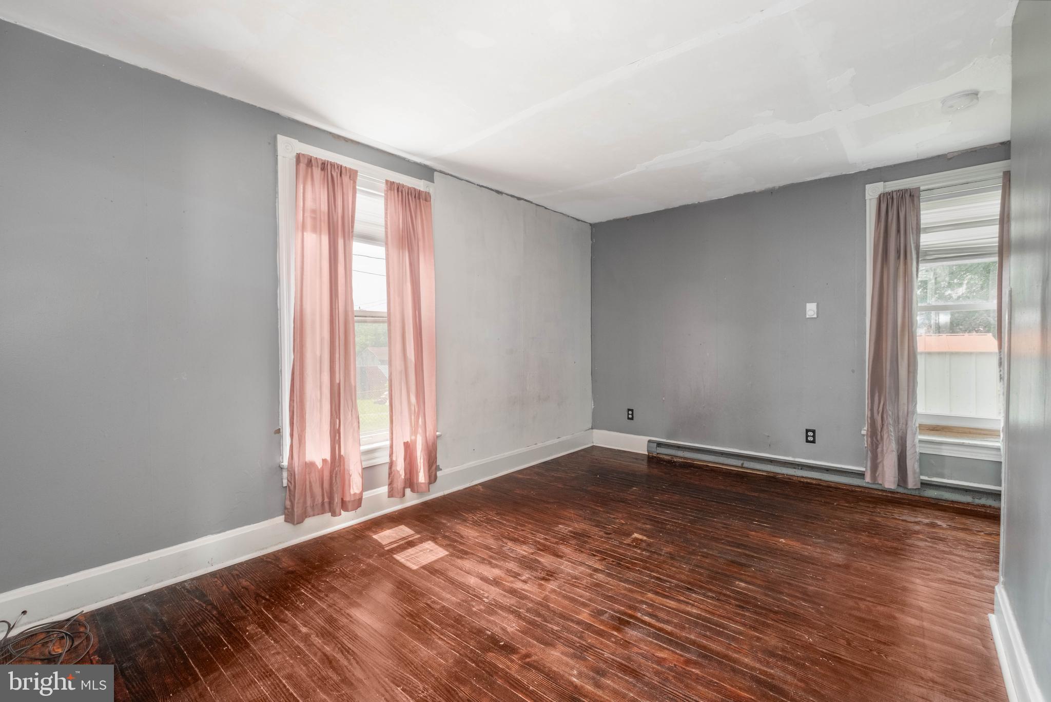 SOUTH END - Residential